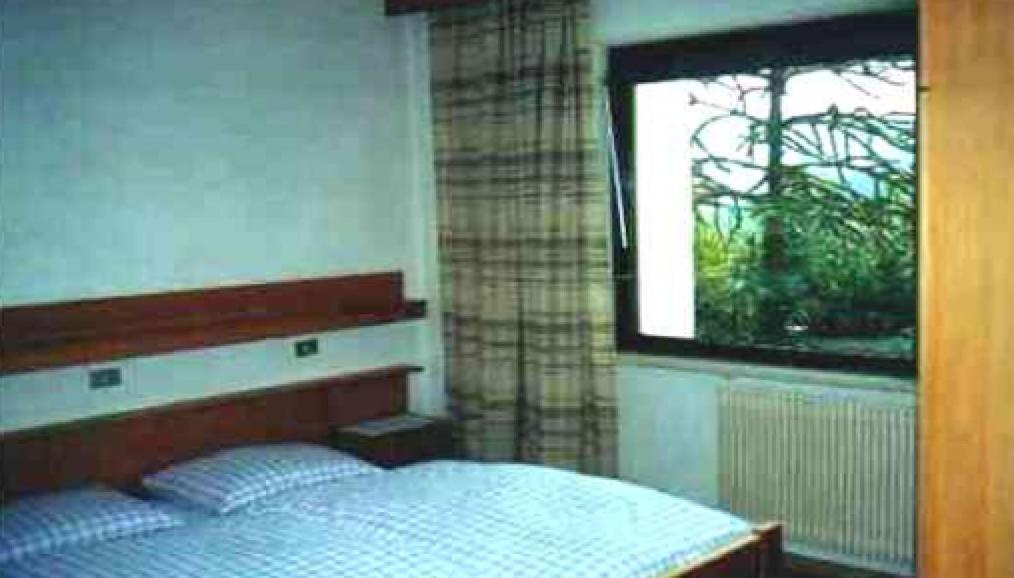 One-Bedroom Apartment (4 Adults) photo 3