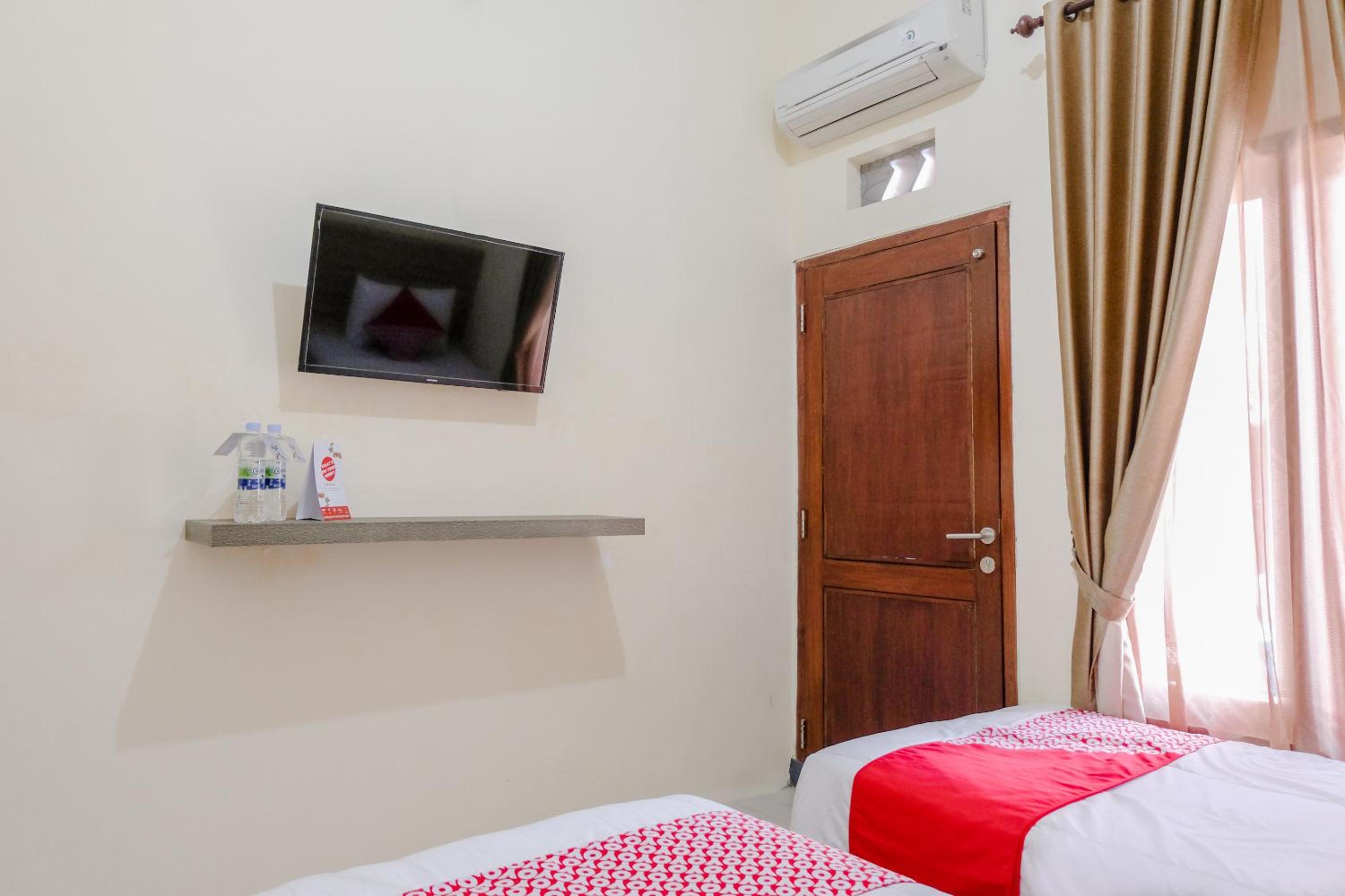 Standard Twin Room photo 1