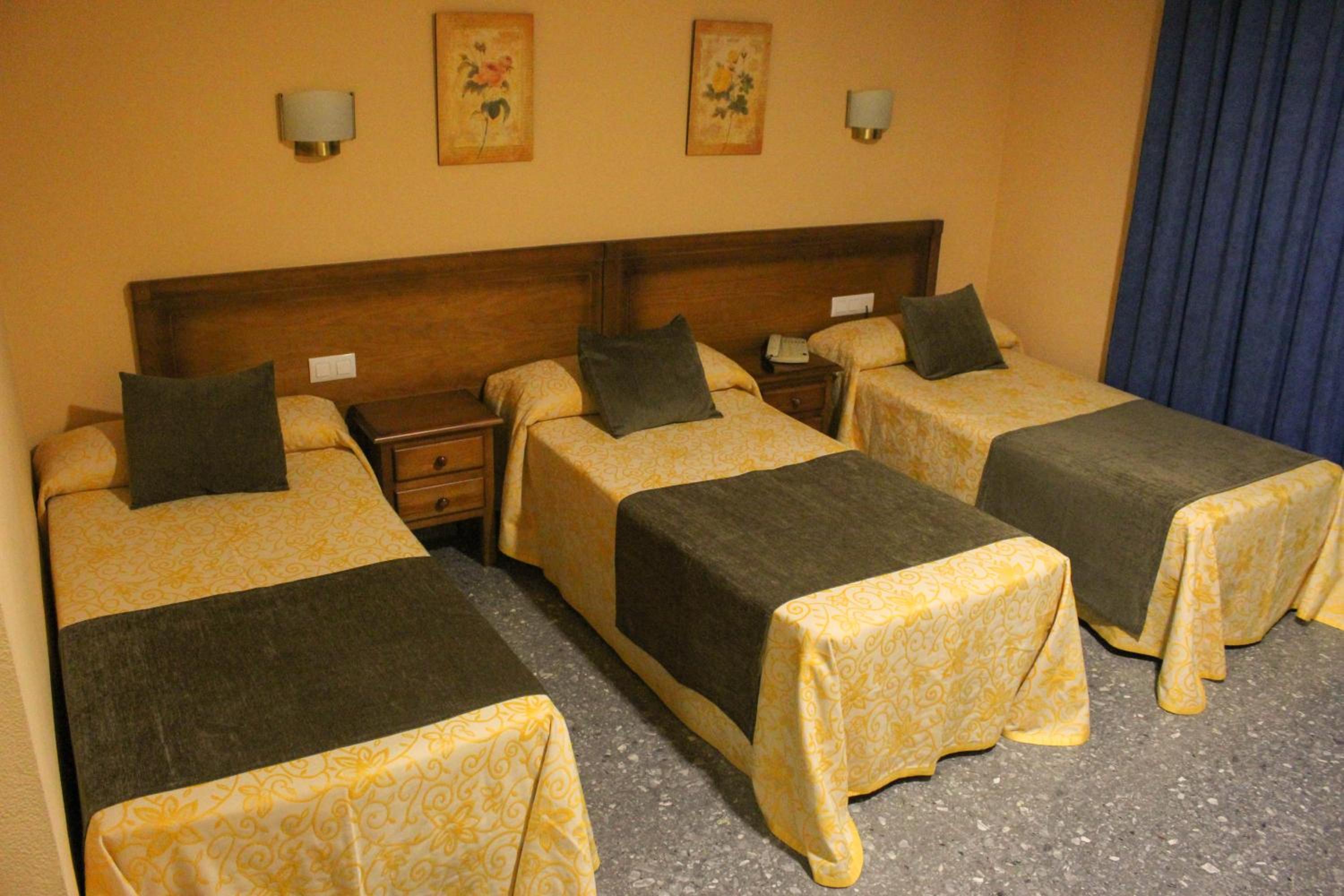 Habitación Doble con Cama Supletoria