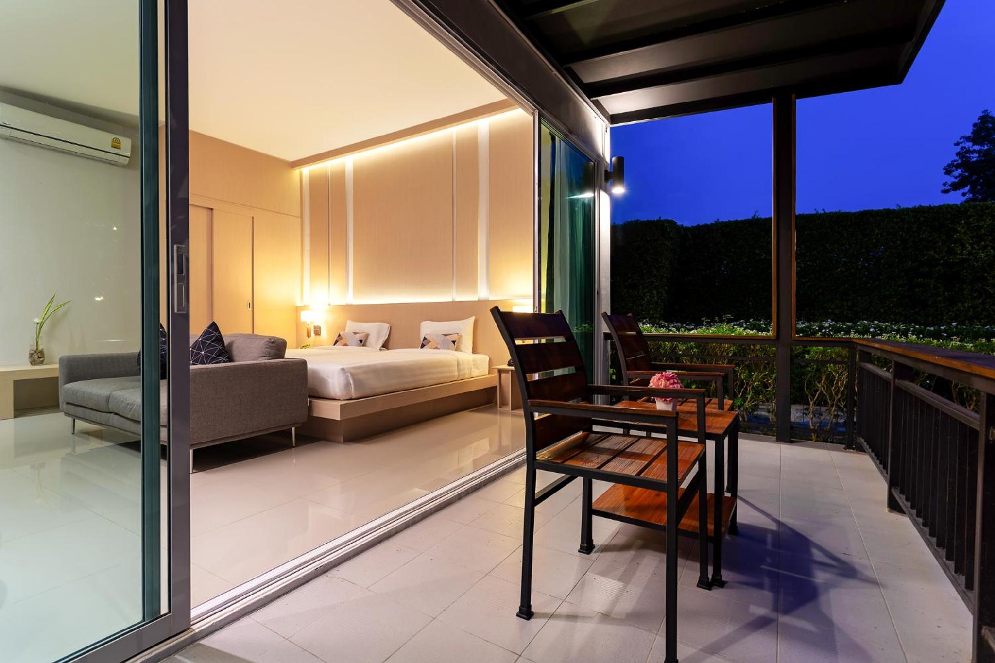 Deluxe Double or Twin Room with Terrace photo 3