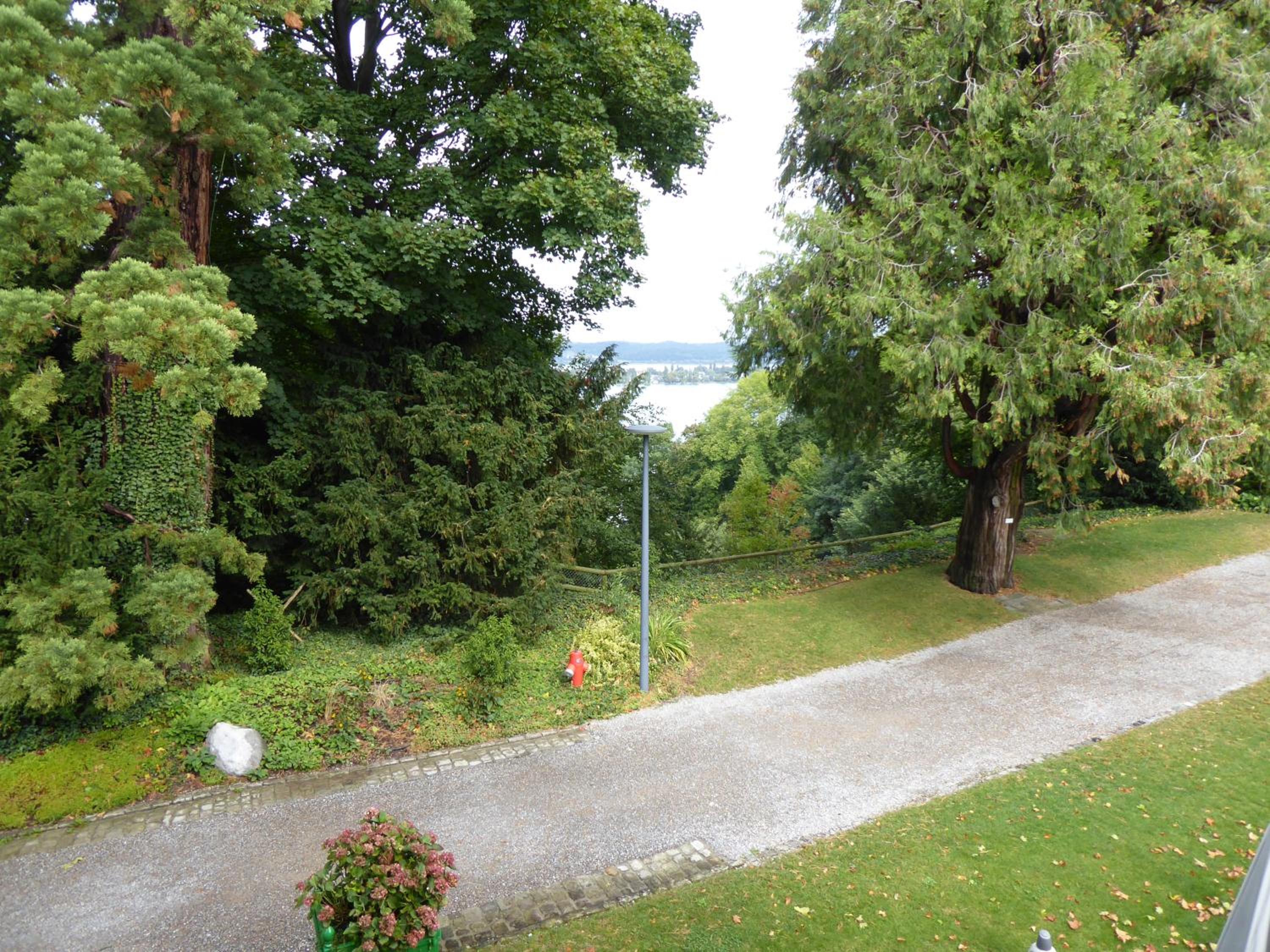 Double Room with Lake View - Photo 6