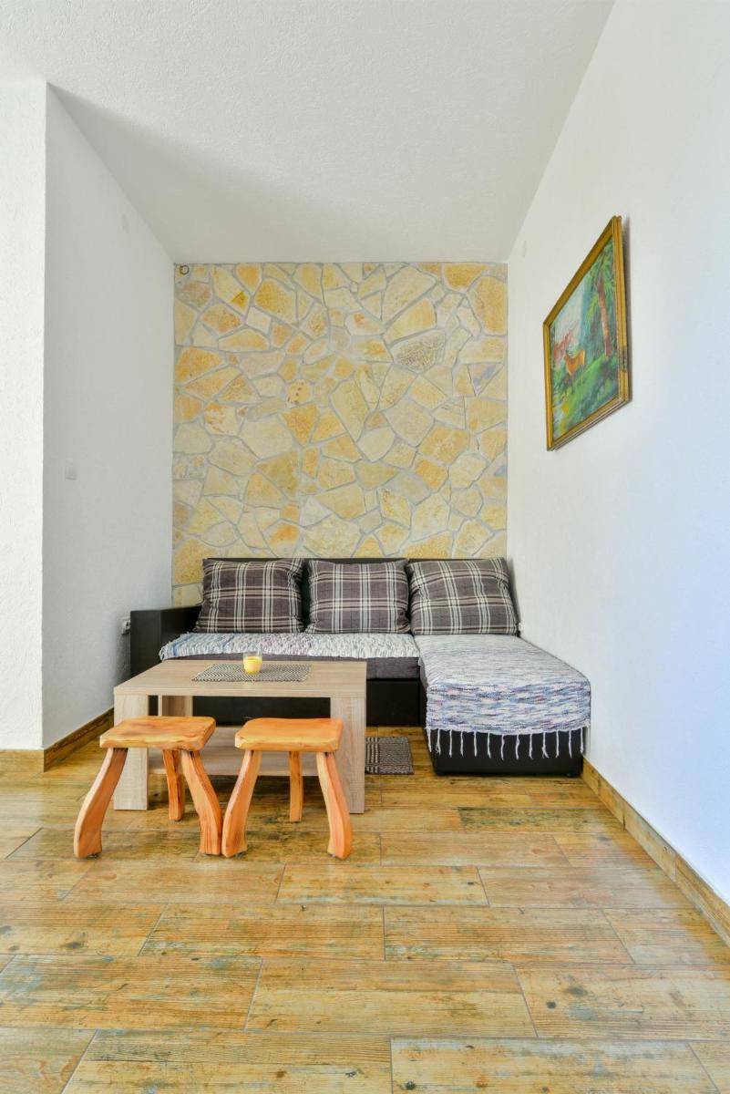 Two-Bedroom Apartment with Sea View - Photo 3