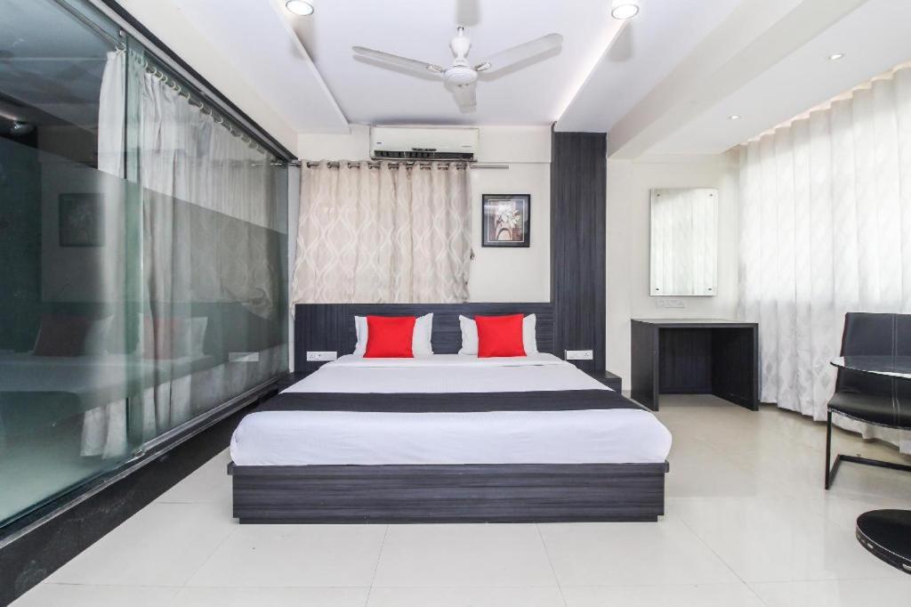 Executive Suite India National Only