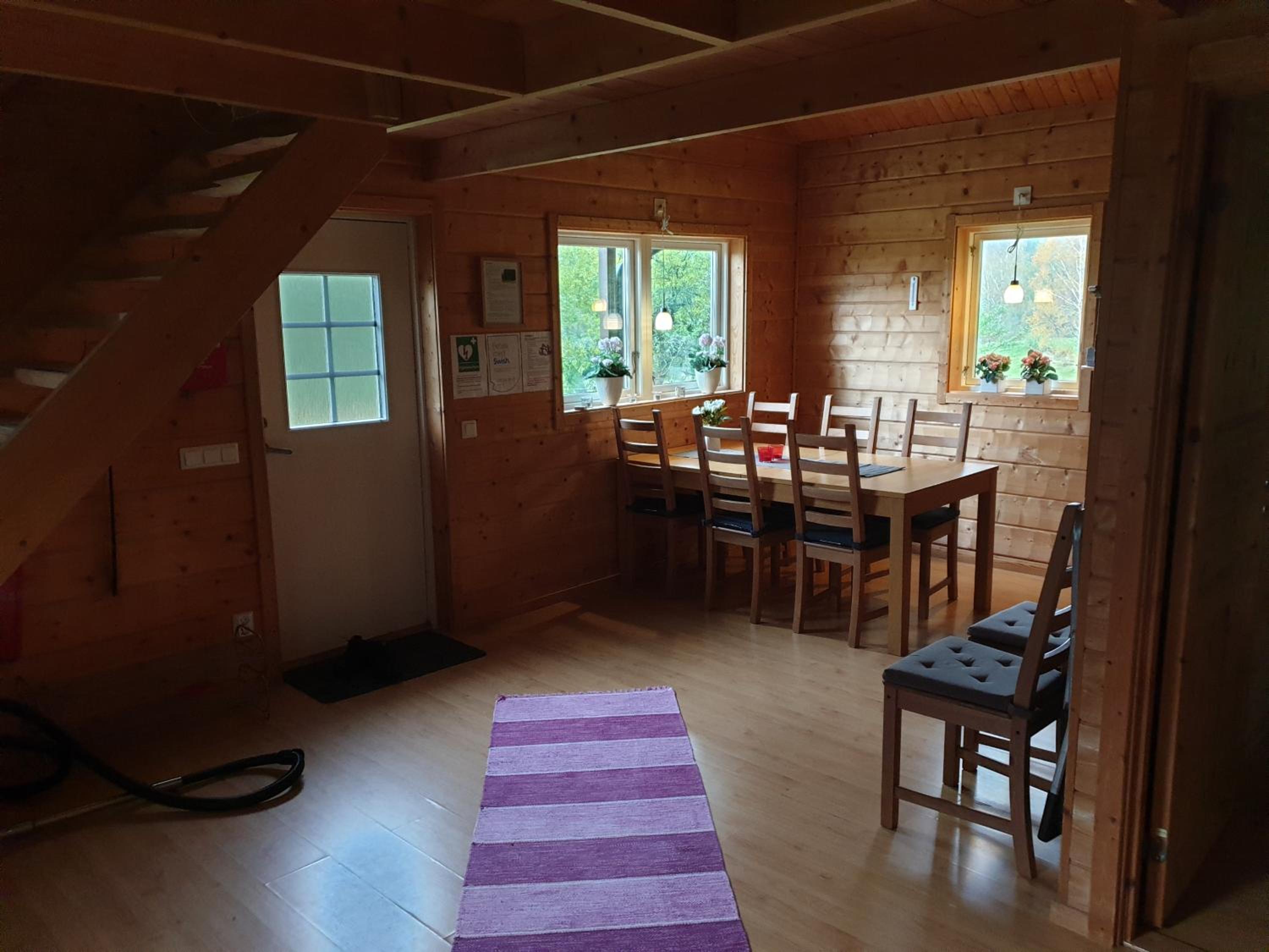 Cottage 3 photo 2