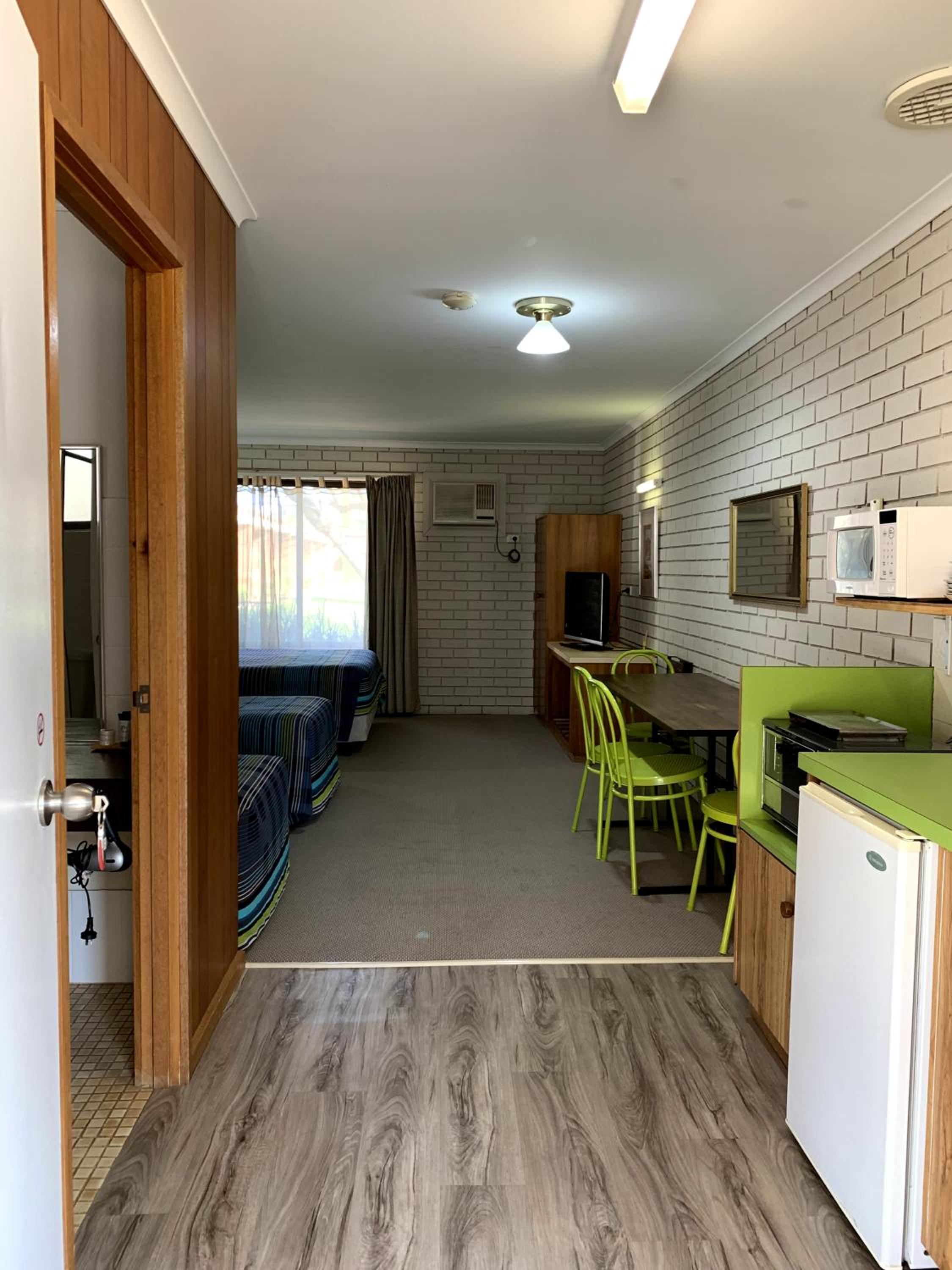 Deluxe Triple Room photo 2