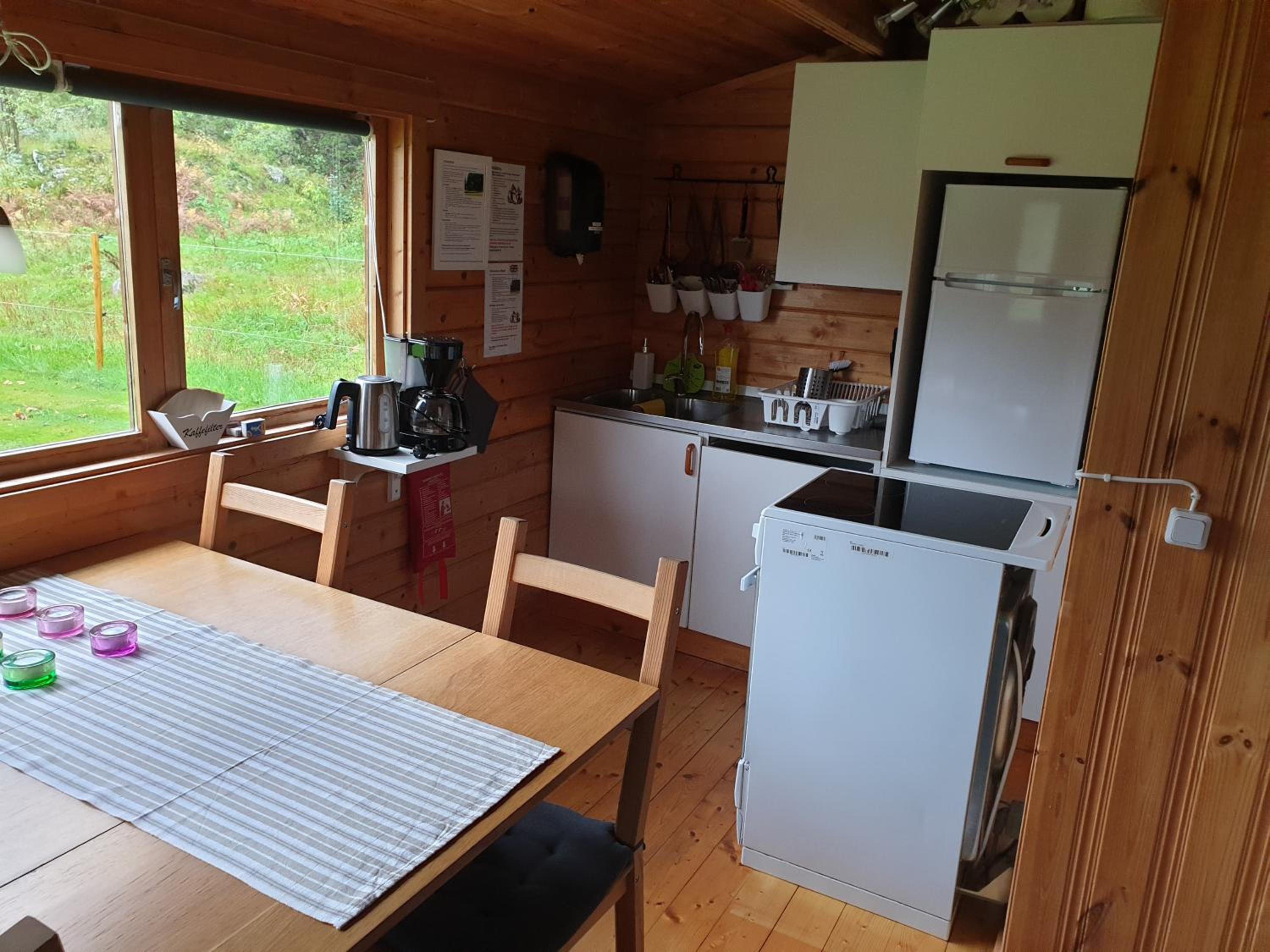 Cottage 1 photo 2