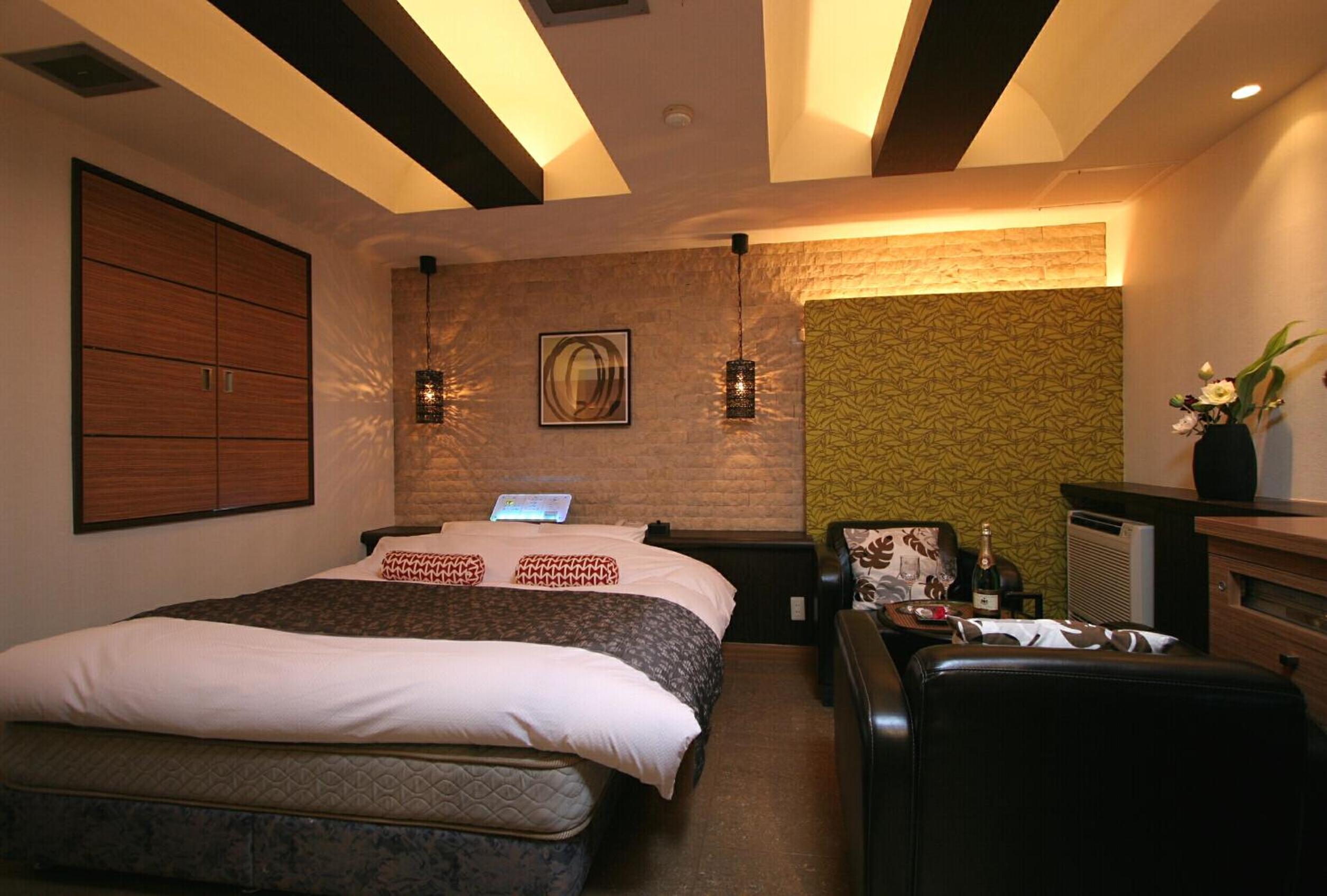 Economy Double Room - Photo 2