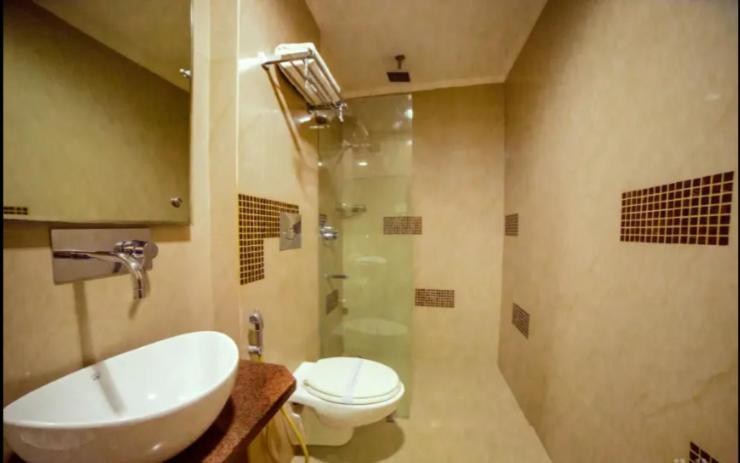 Superior King Room - Photo 2