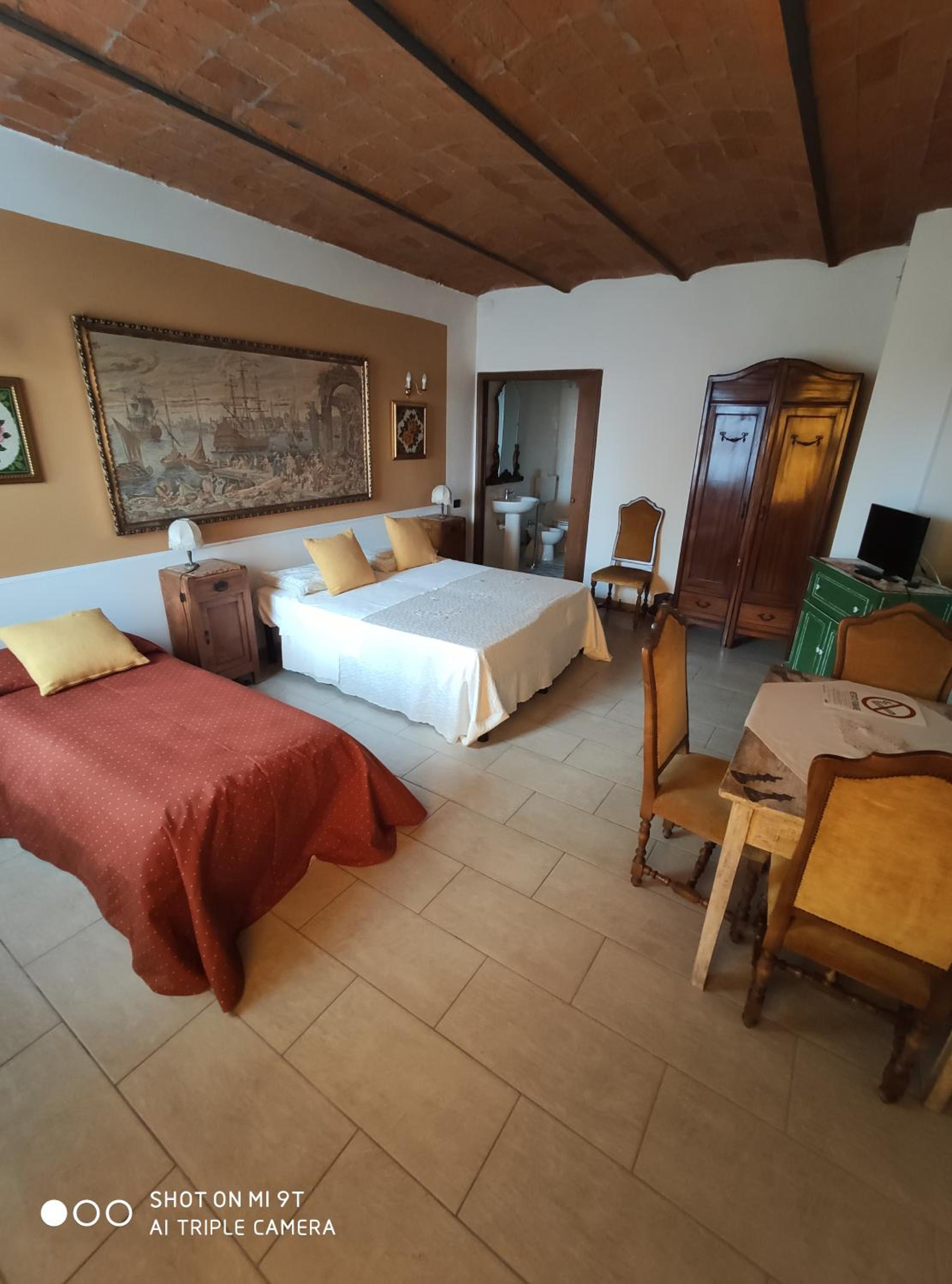 Double Or Twin Room photo 1