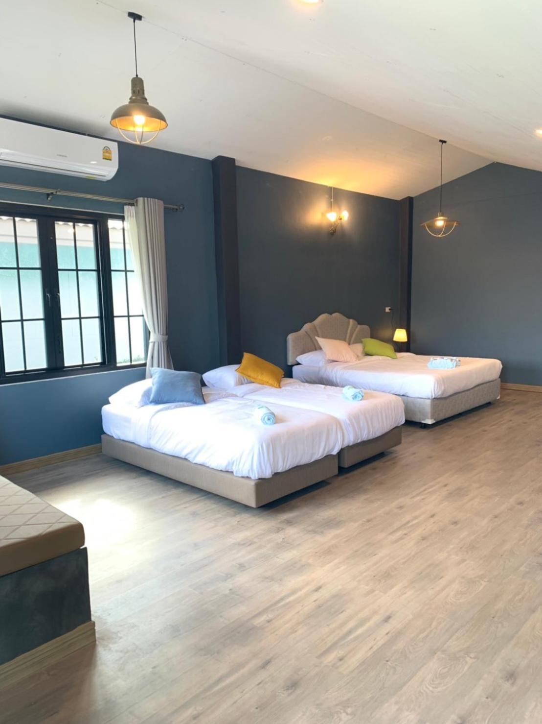 Superior Quadruple Room - Photo 5
