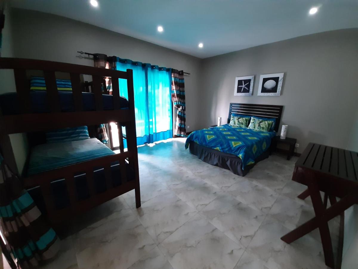 Three-Bedroom Villa photo 1