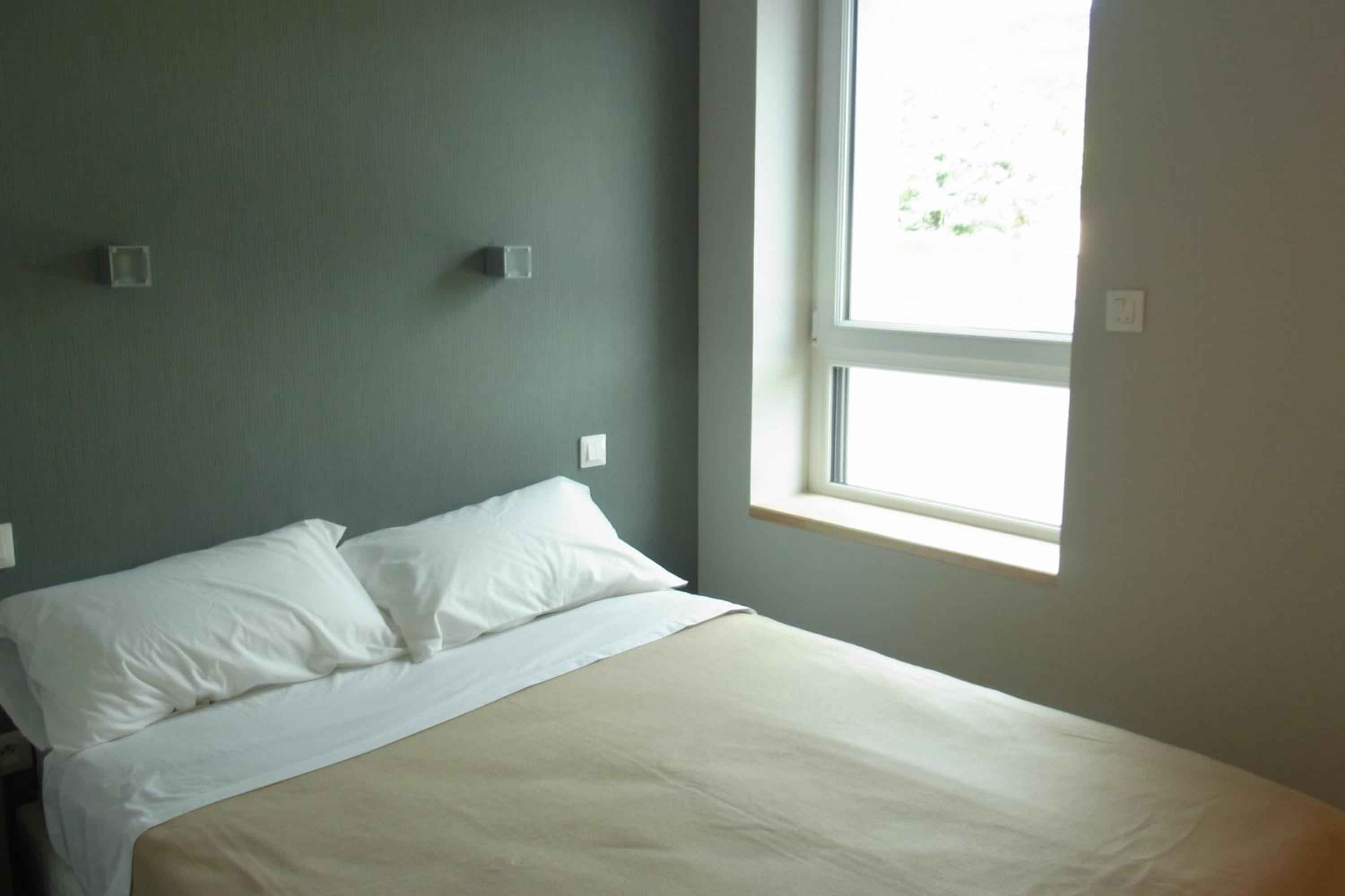 One-Bedroom Apartment (4 Adults)