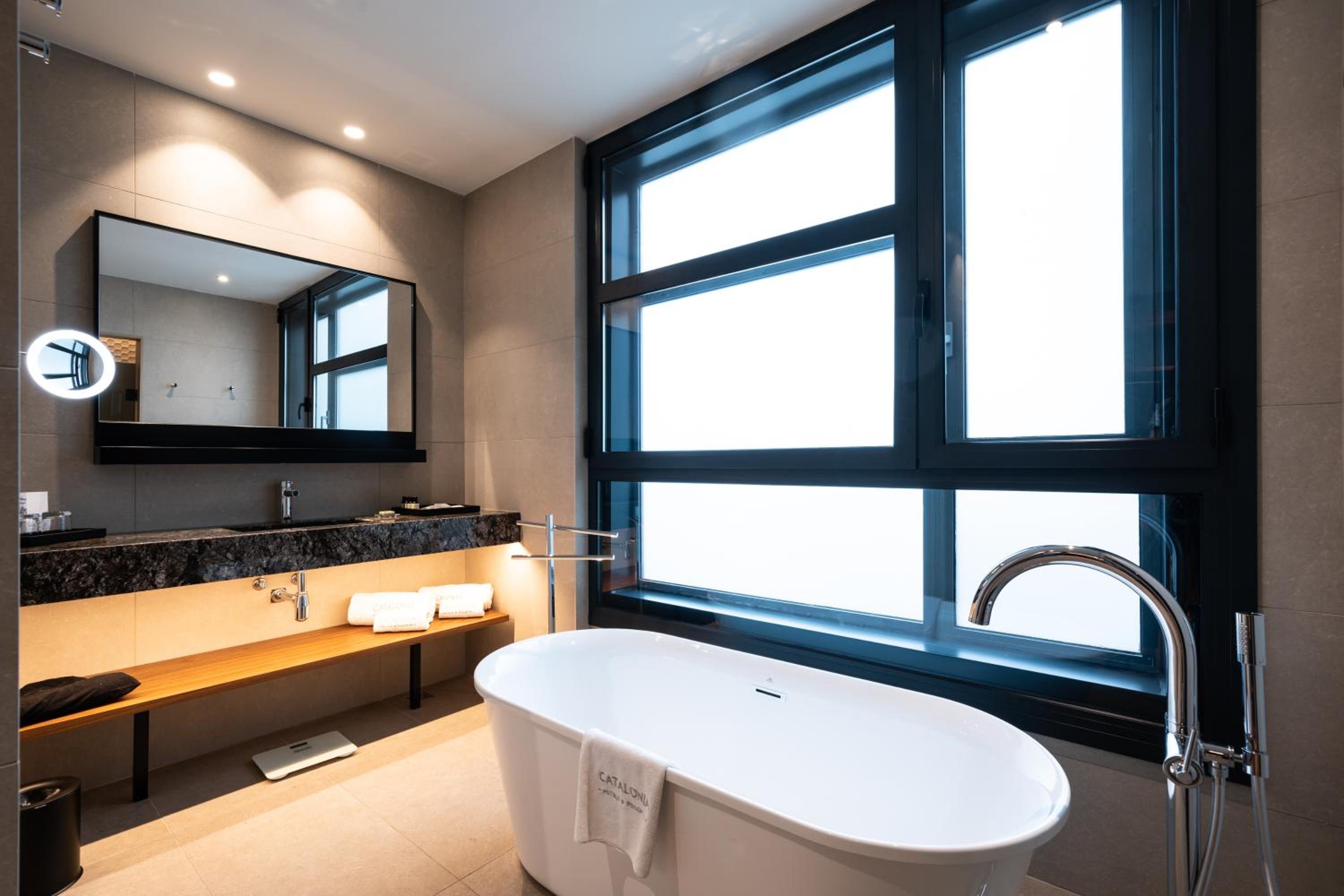 Suite Junior con Terraza Suite Junior con Terraza