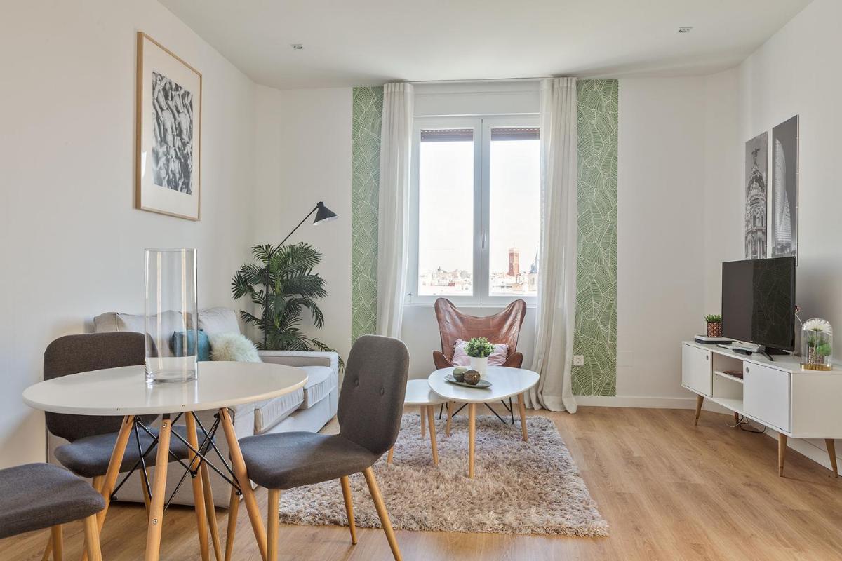 Apartment with Terrace photo 3