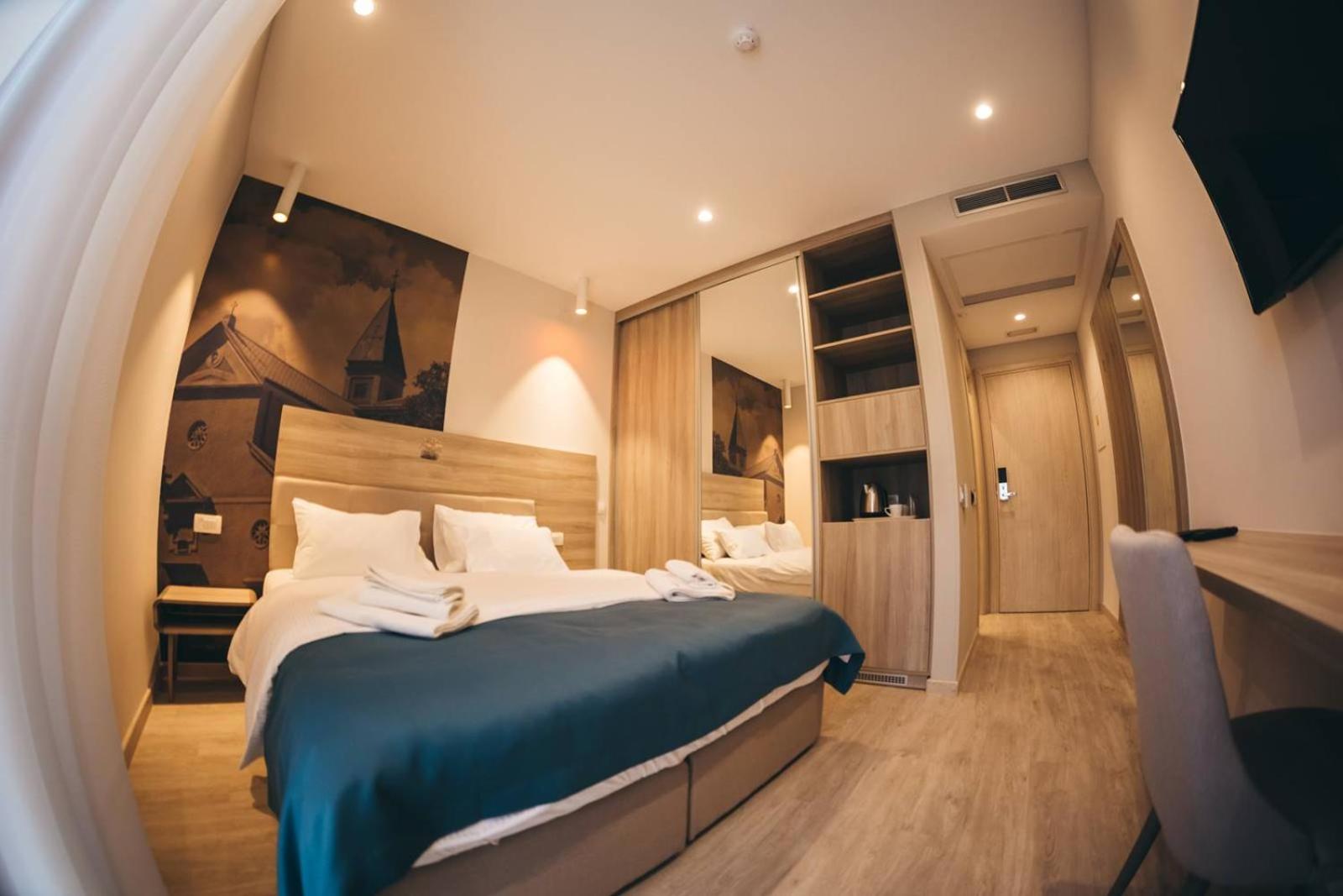 Double Room with Private Bathroom photo 2