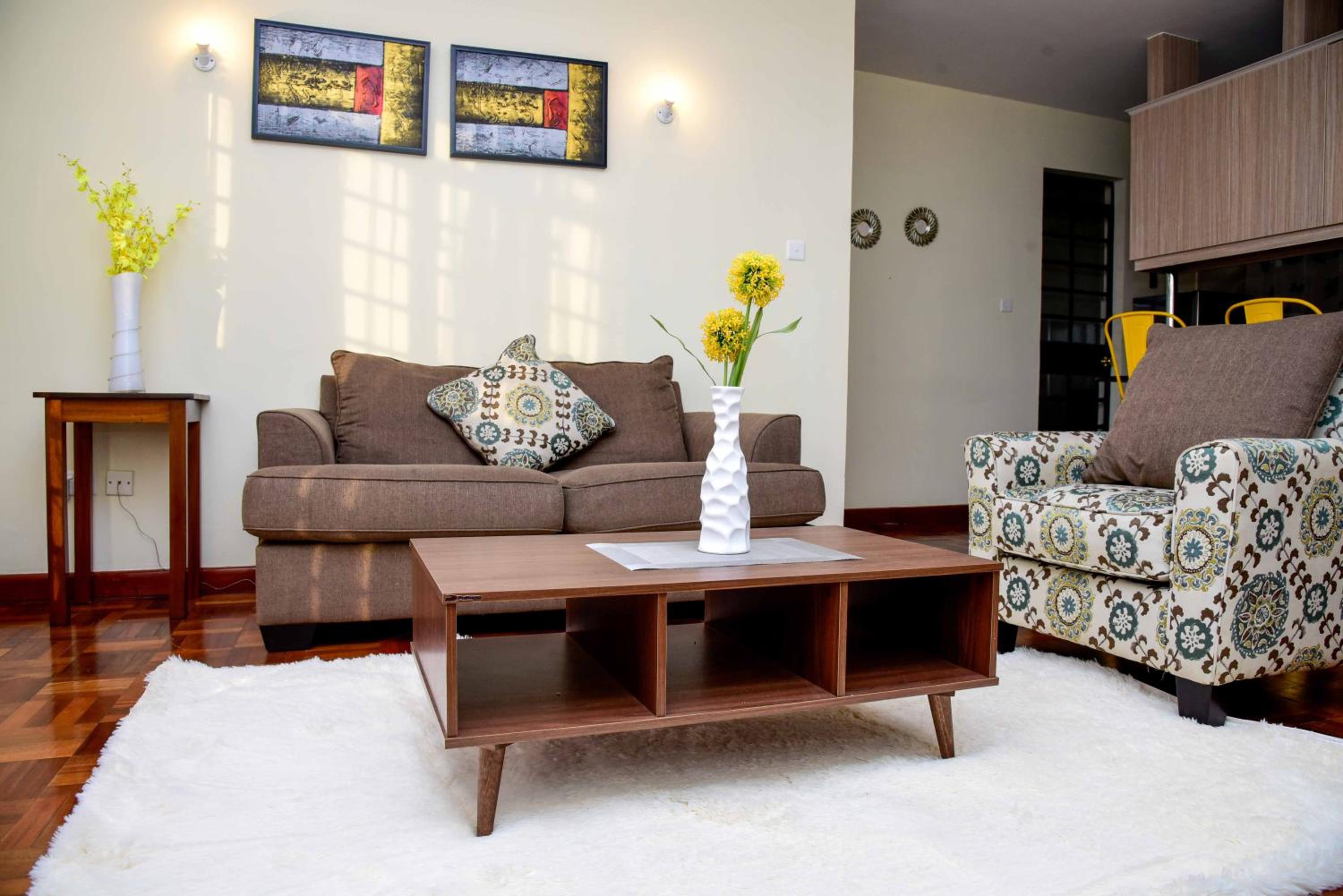 Apartment with Balcony - Photo 1