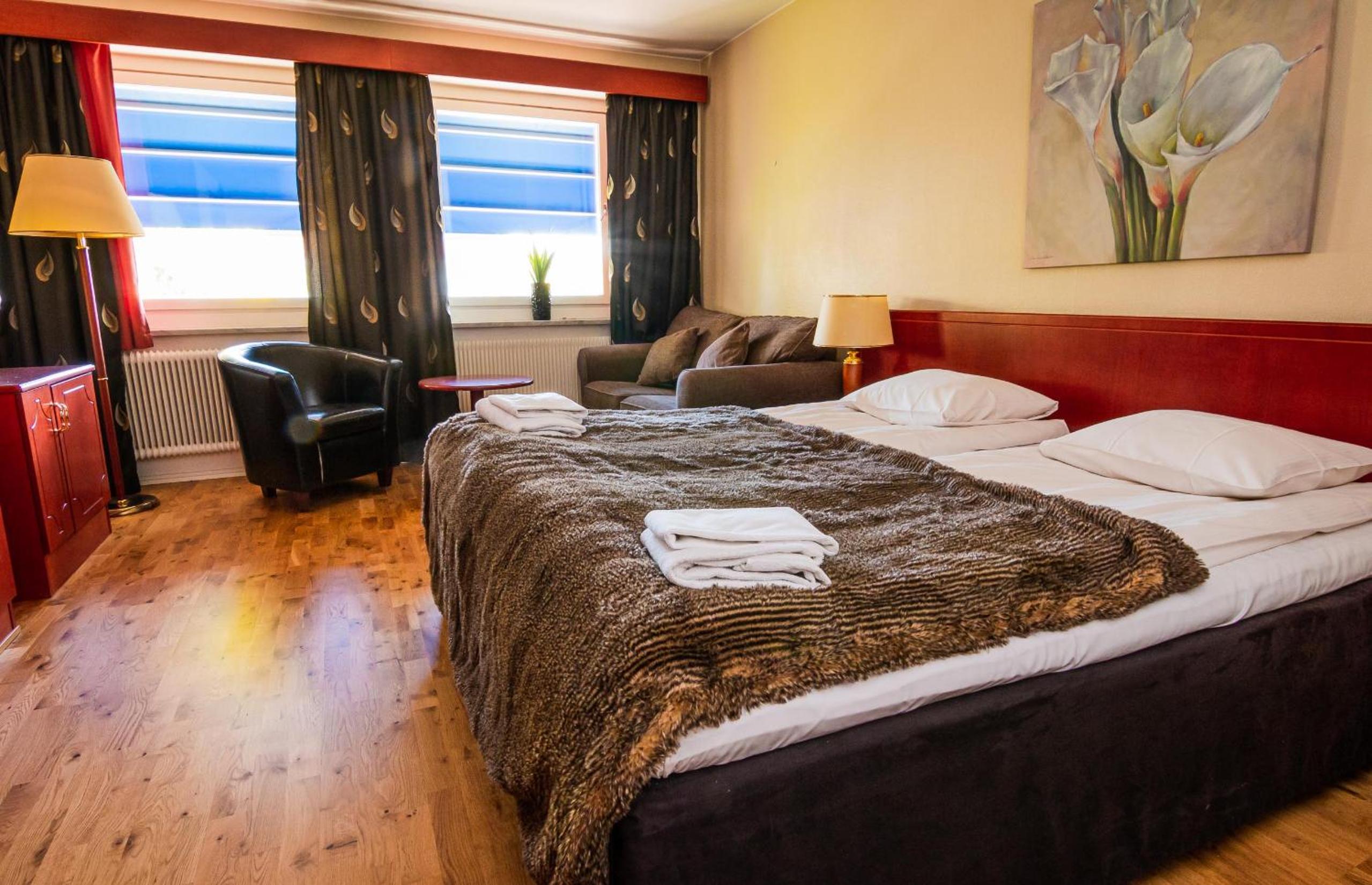 Deluxe Double or Twin Room photo 1