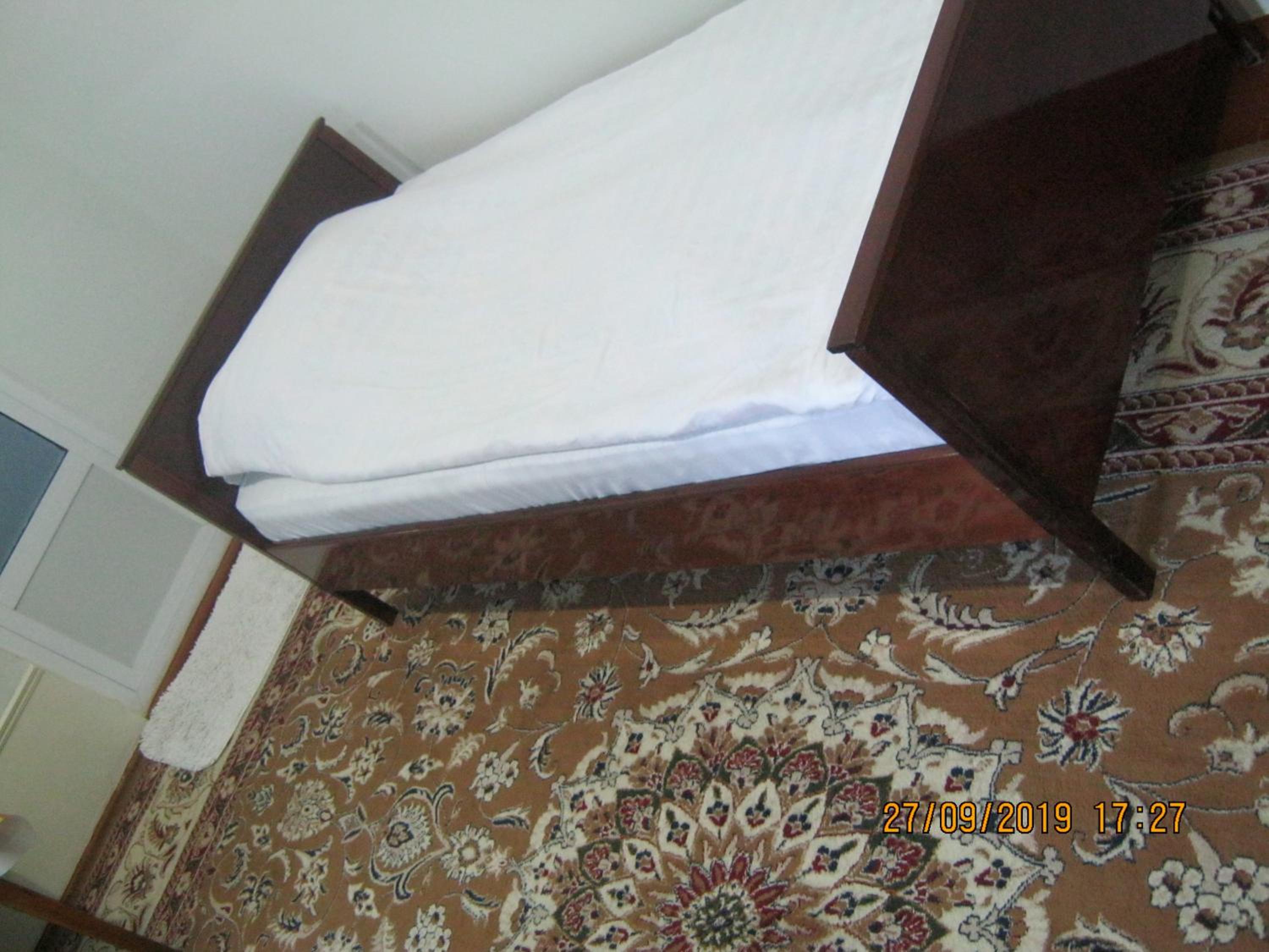 Single Room With Private Bathroom photo 2