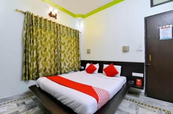 Deluxe Double Room - Photo 13
