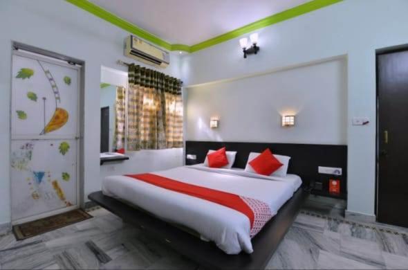 Deluxe Family Room - Photo 4