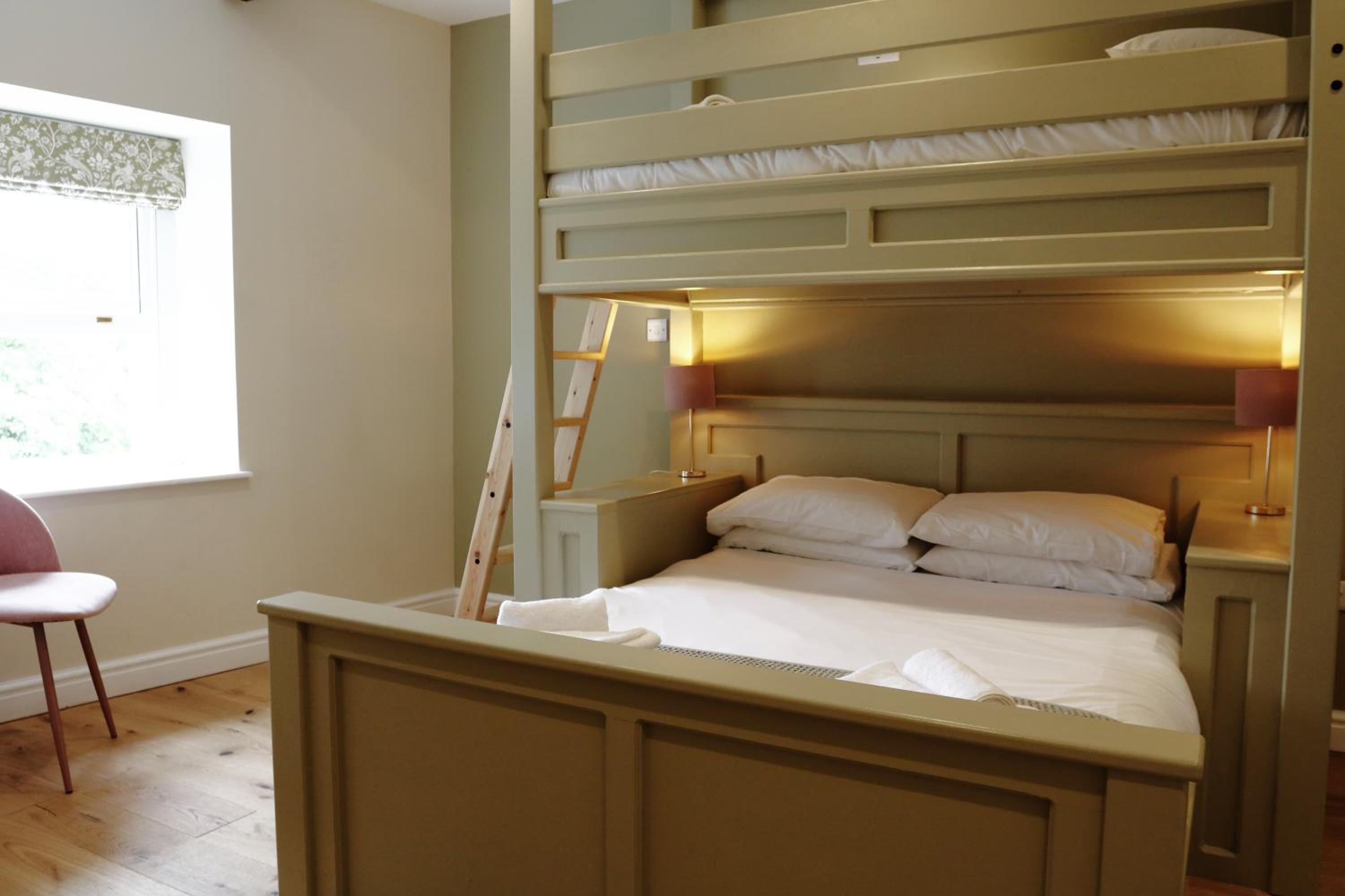 Superior Triple Room - Photo 4