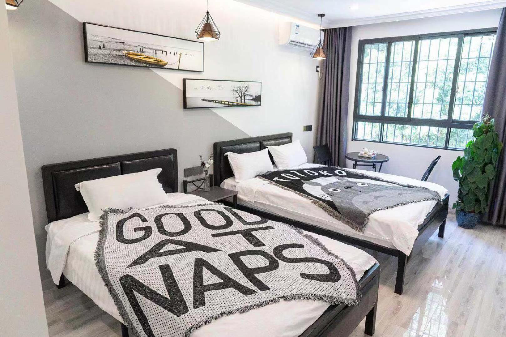 Twin Room photo 2