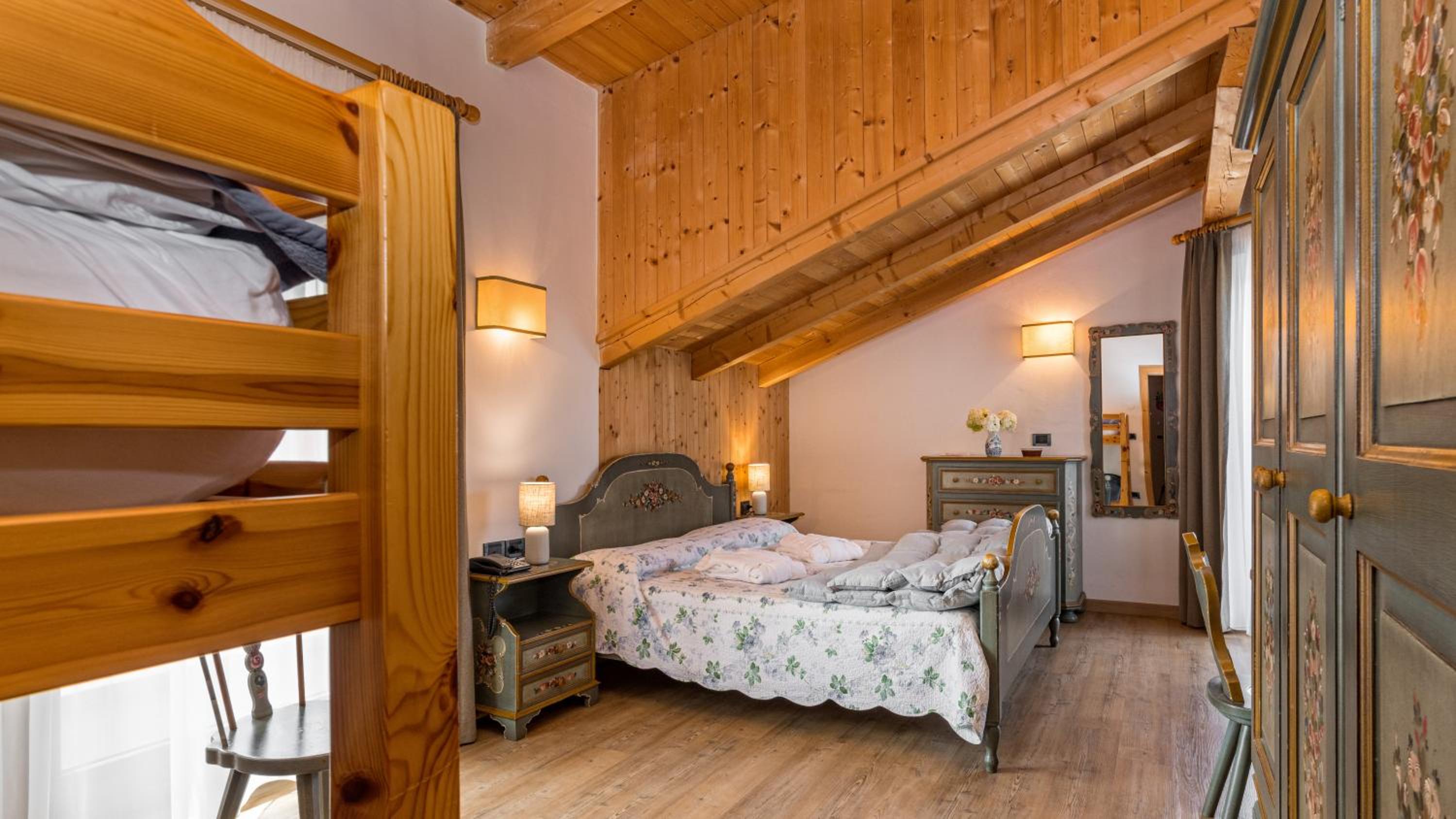 Quadruple Room - Photo 10