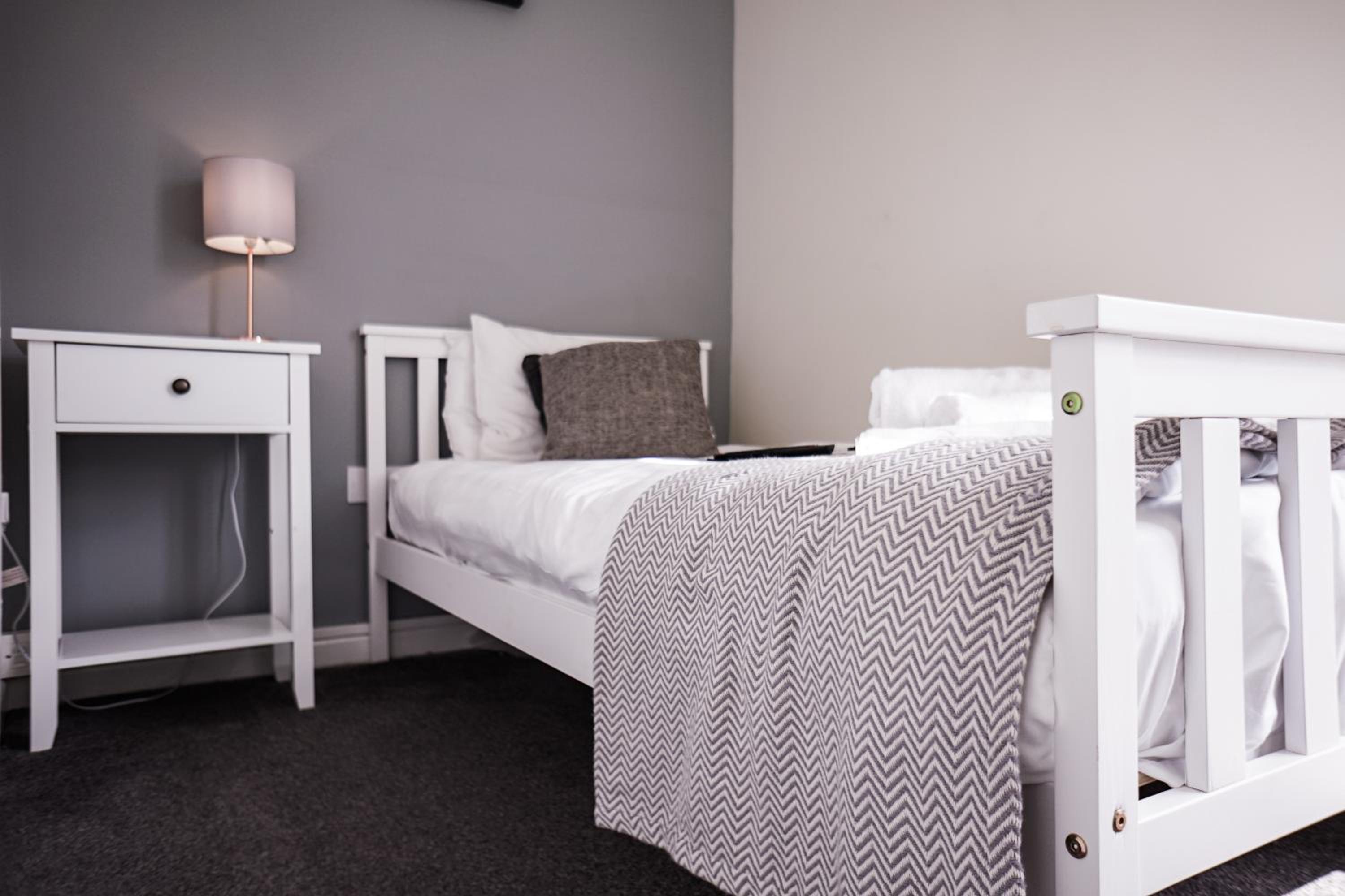 Single Room photo 3