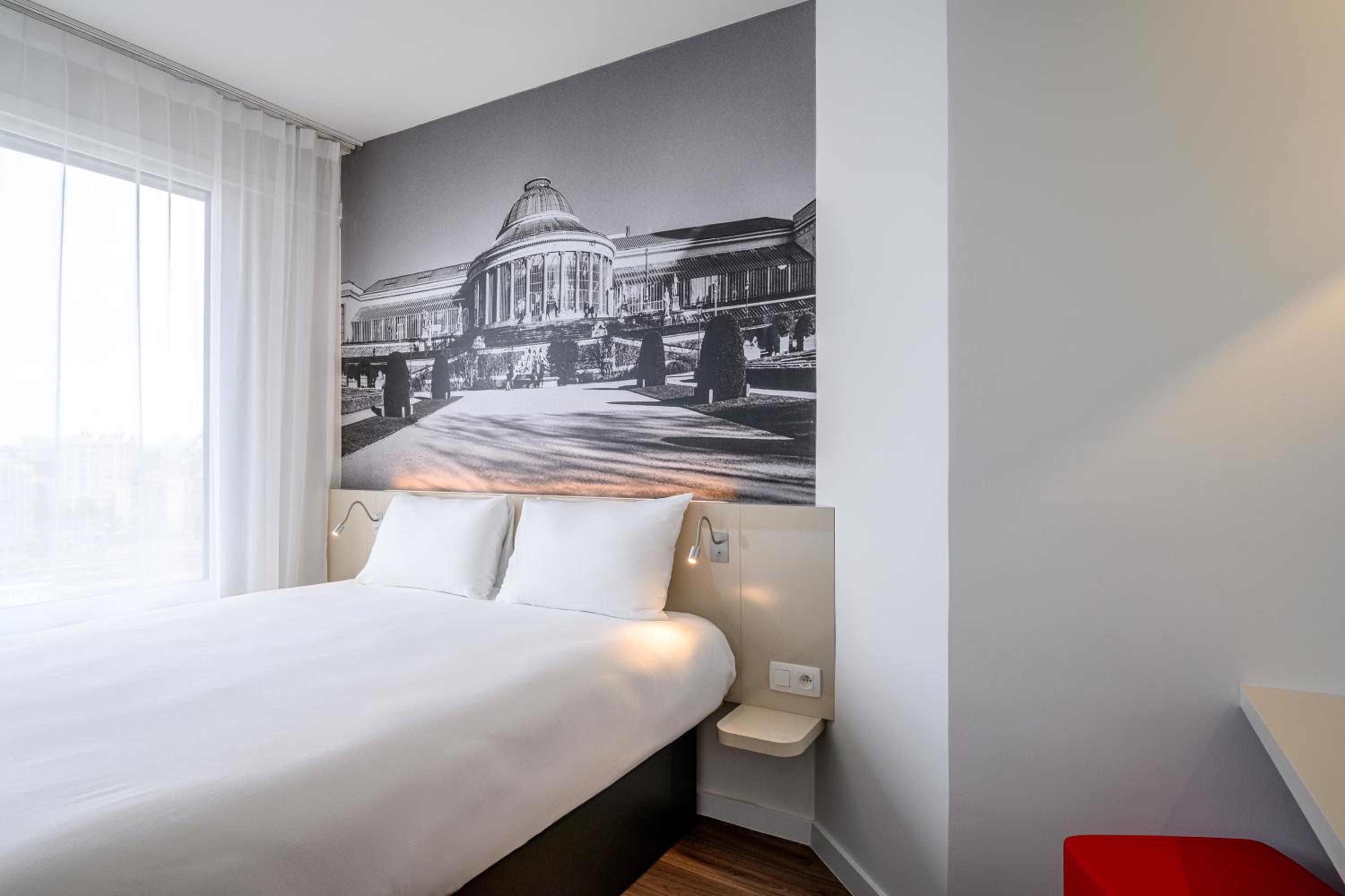Double Room - Disability Access - Photo 4