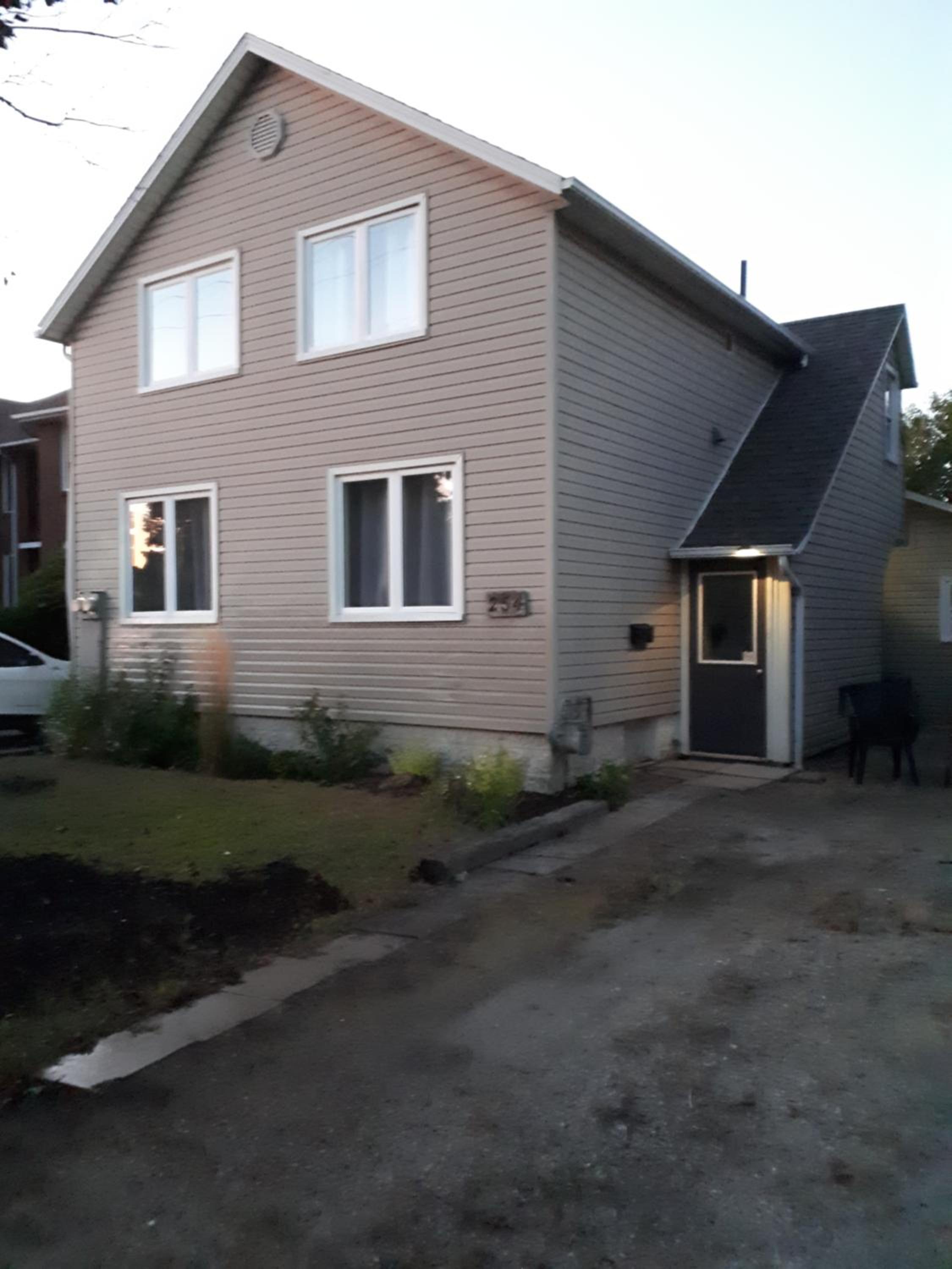 Two-Bedroom Apartment - Photo 12