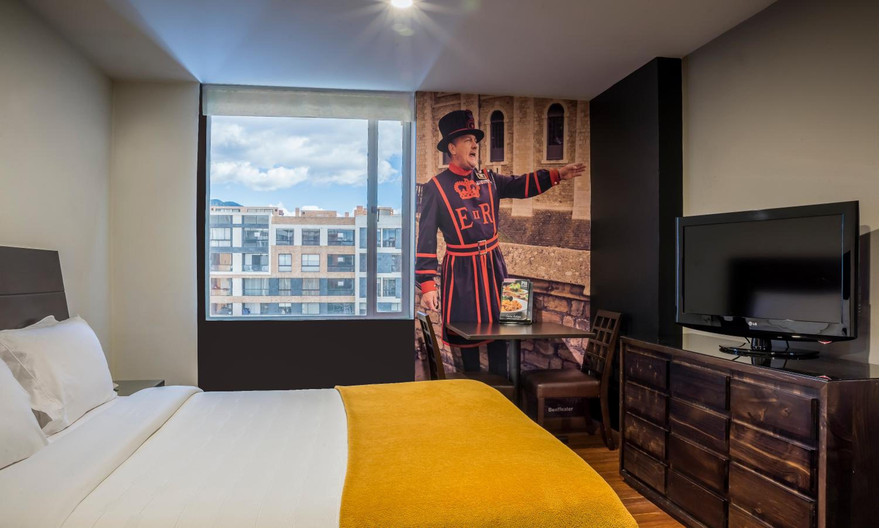 Standard Double Room - Photo 9