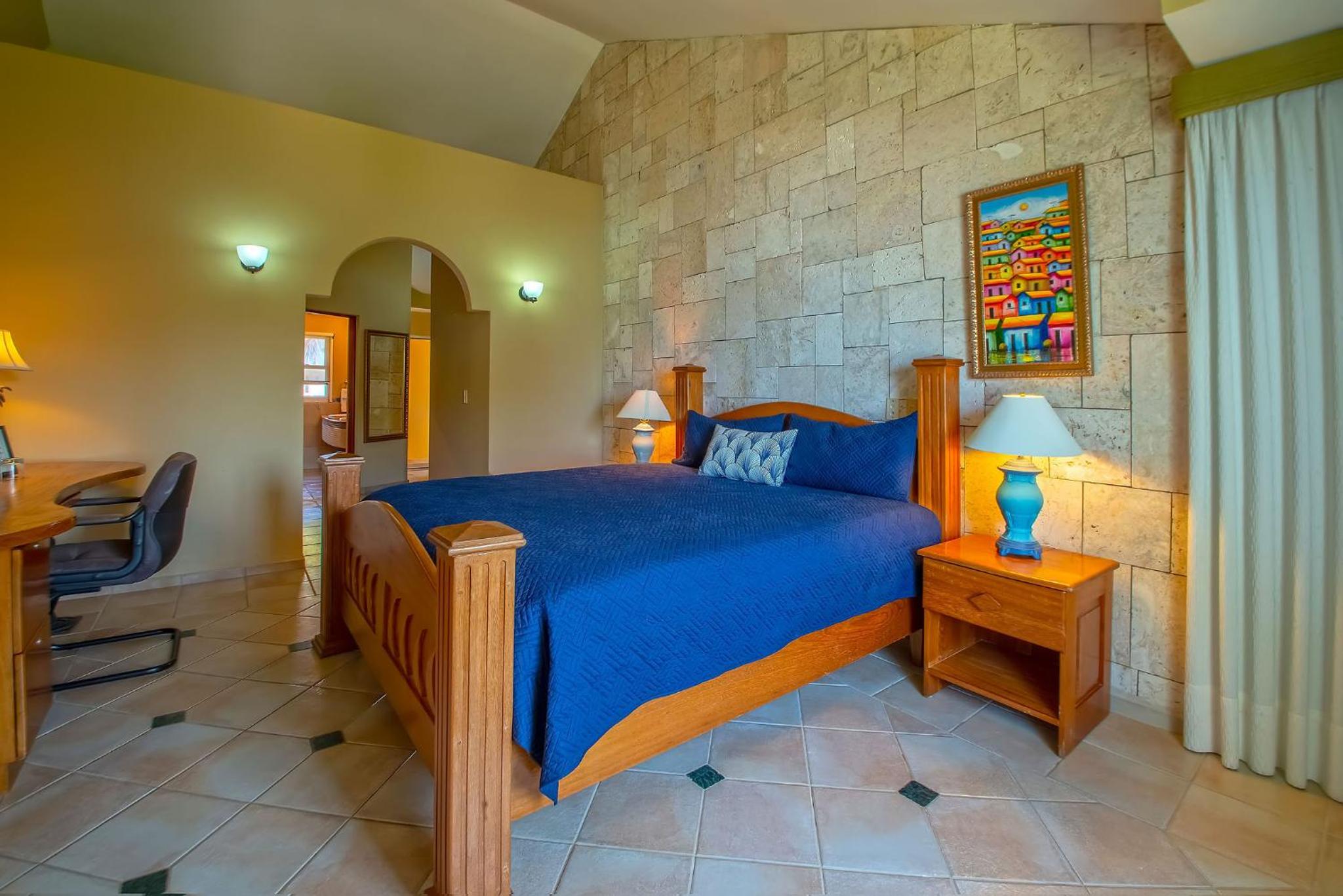 Deluxe Room with Ocean View photo 3