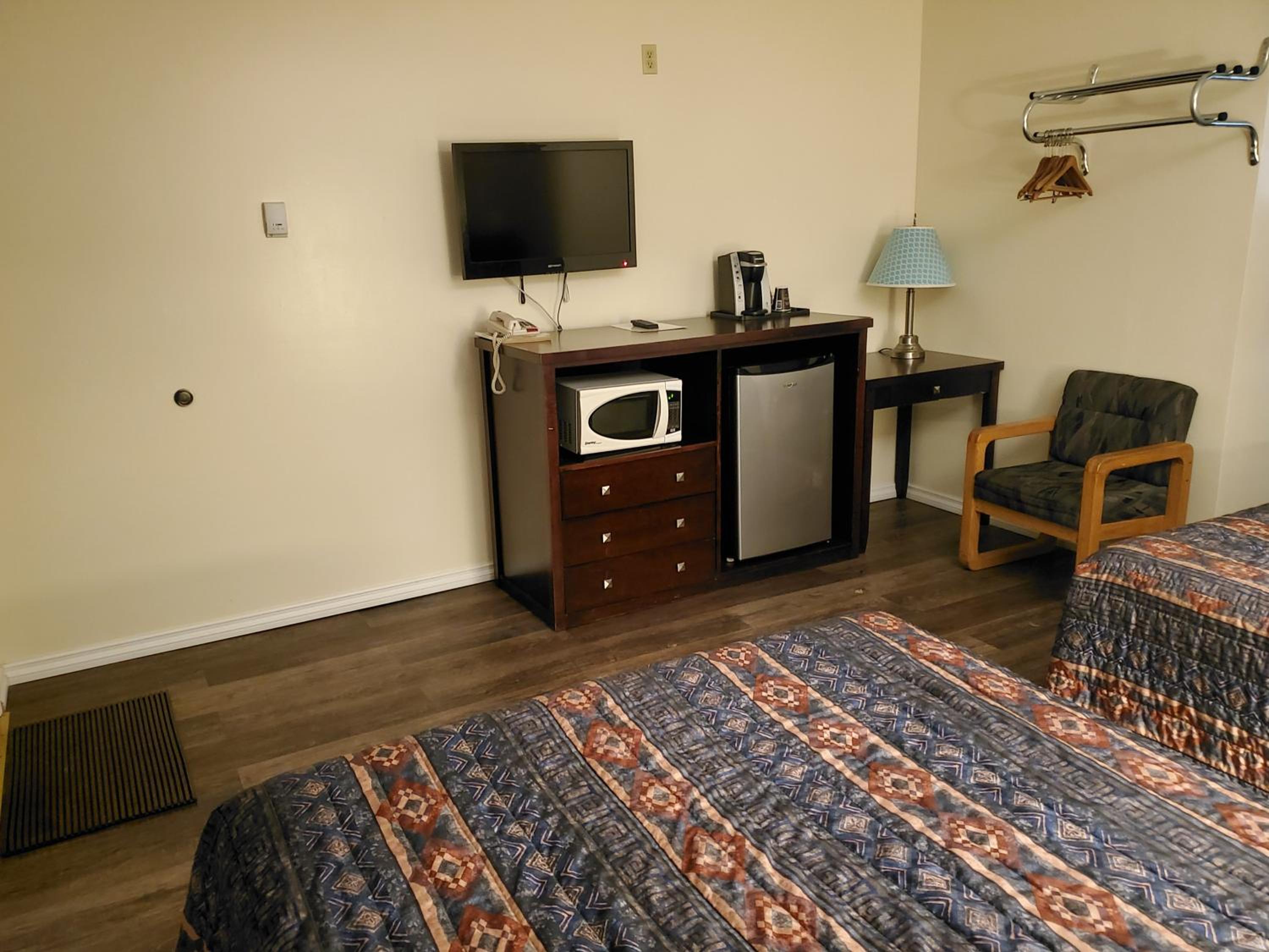 Double Room with Two Double Beds photo 3