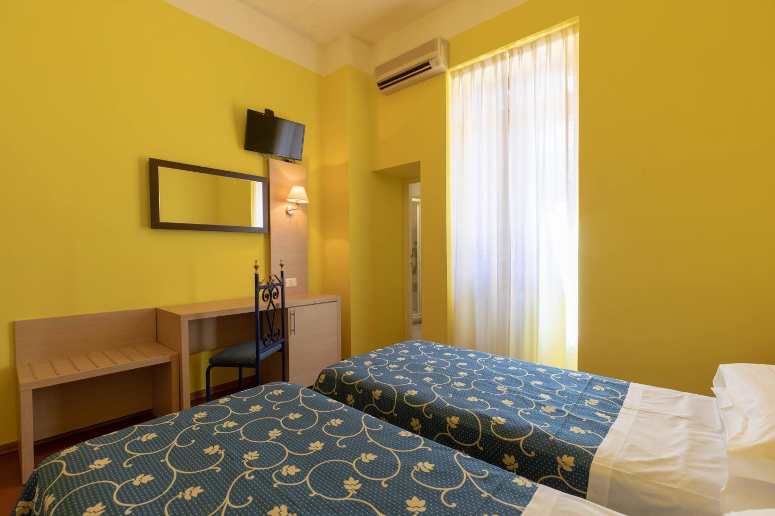 Economy Double or Twin Room - Photo 1