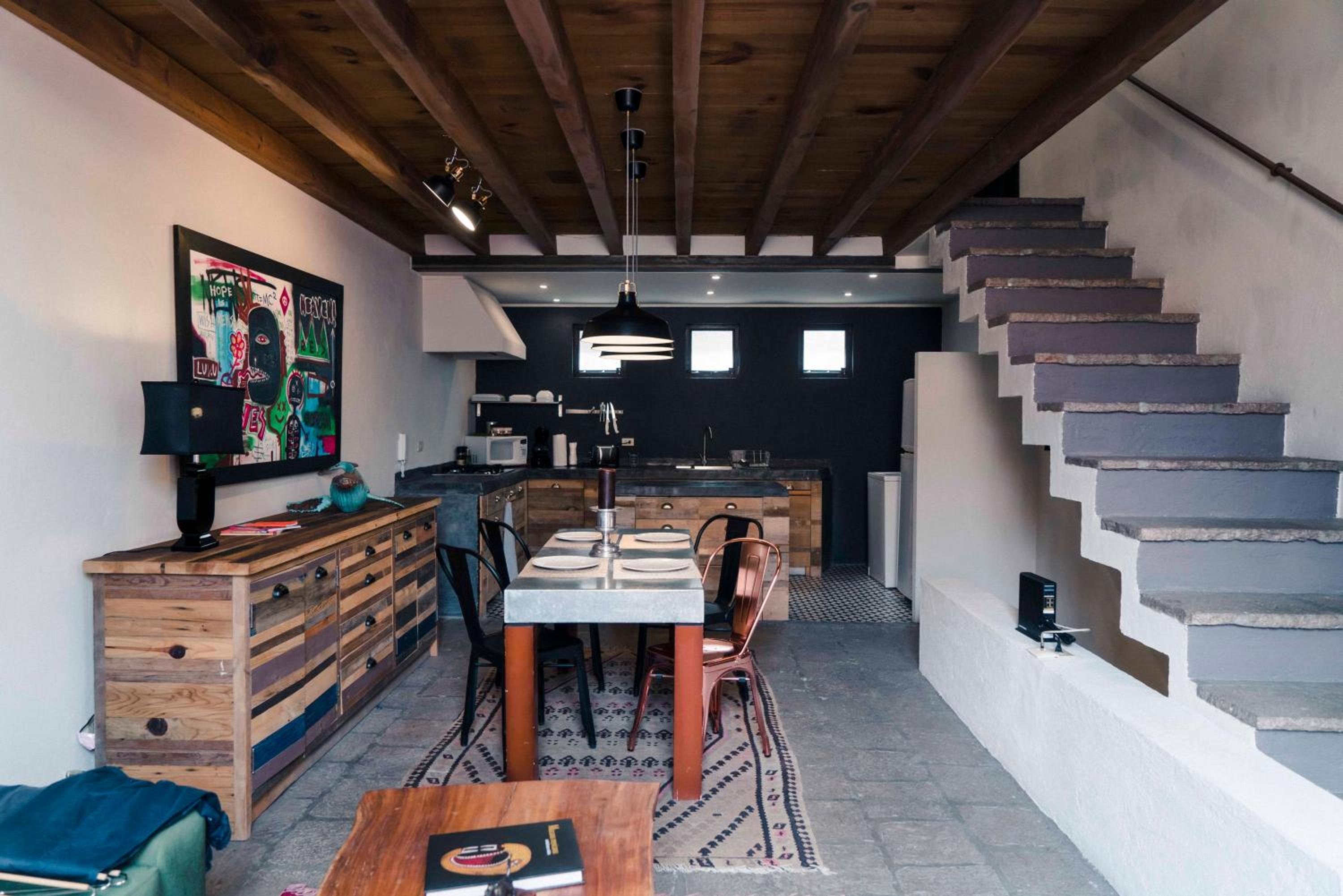 Apartment with Terrace - Photo 13