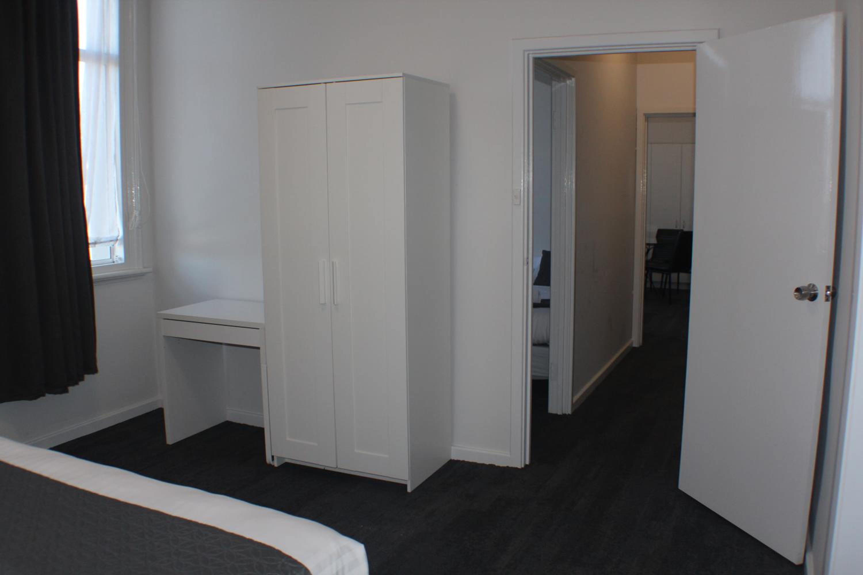 Two-Bedroom Apartment - Photo 9