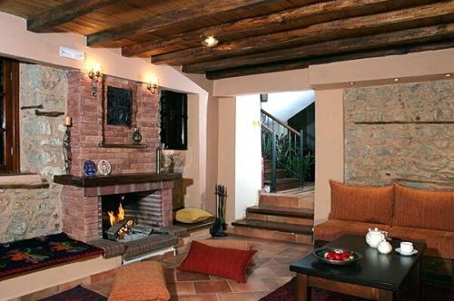 Quadruple Room - Photo 3
