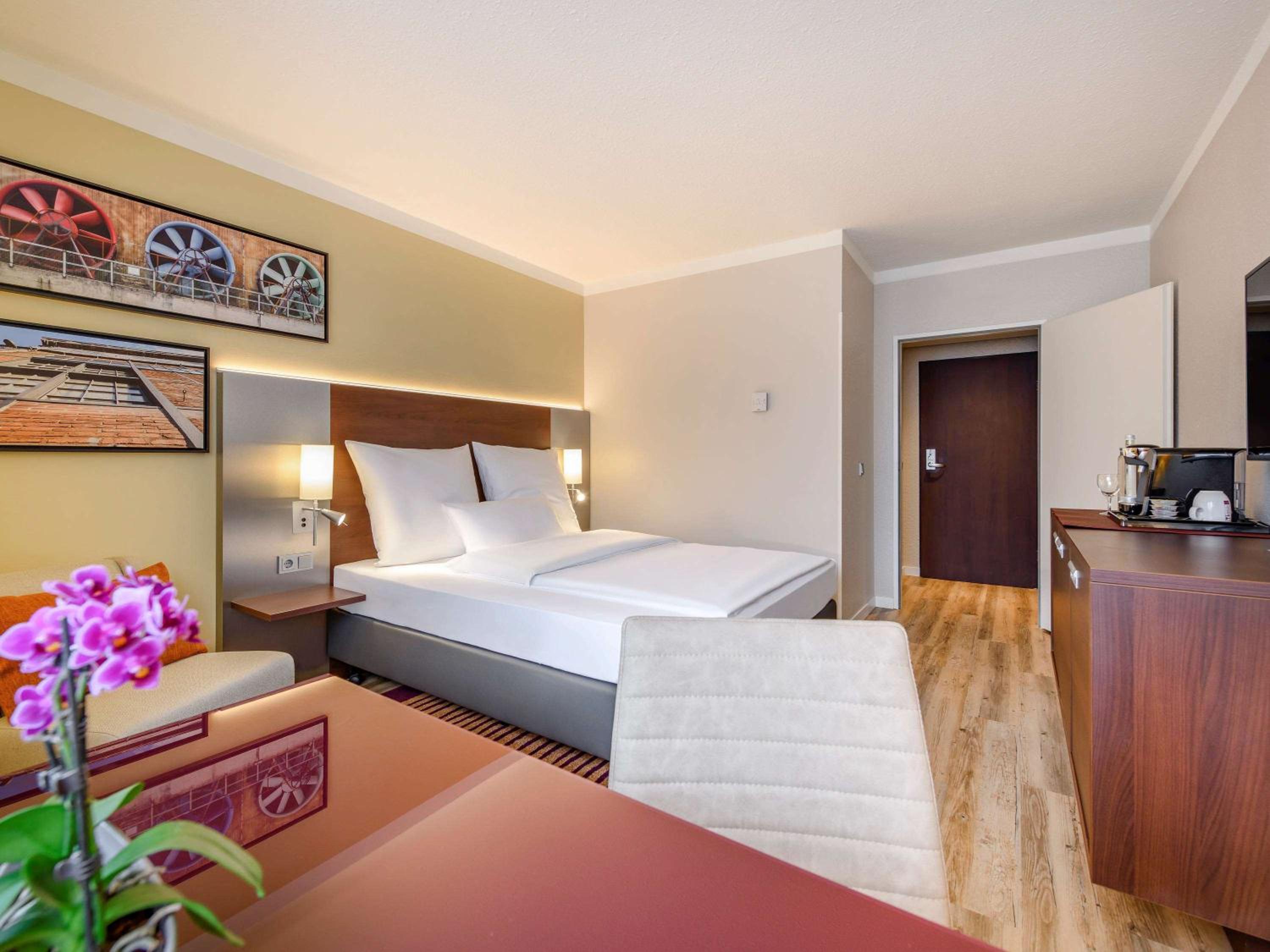 Standard Queen Room - Photo 4