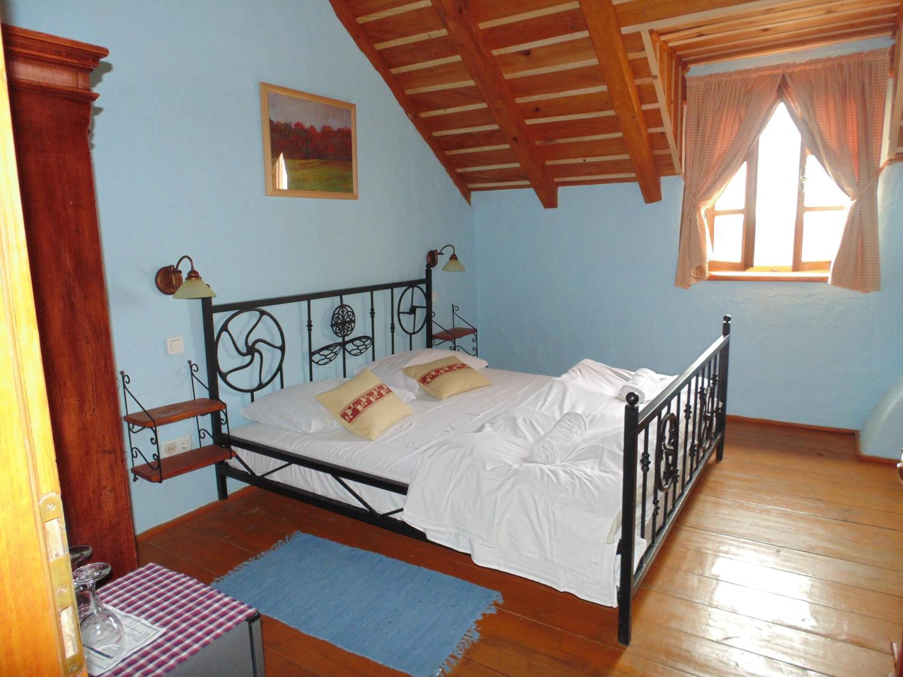 Double Room - Photo 1