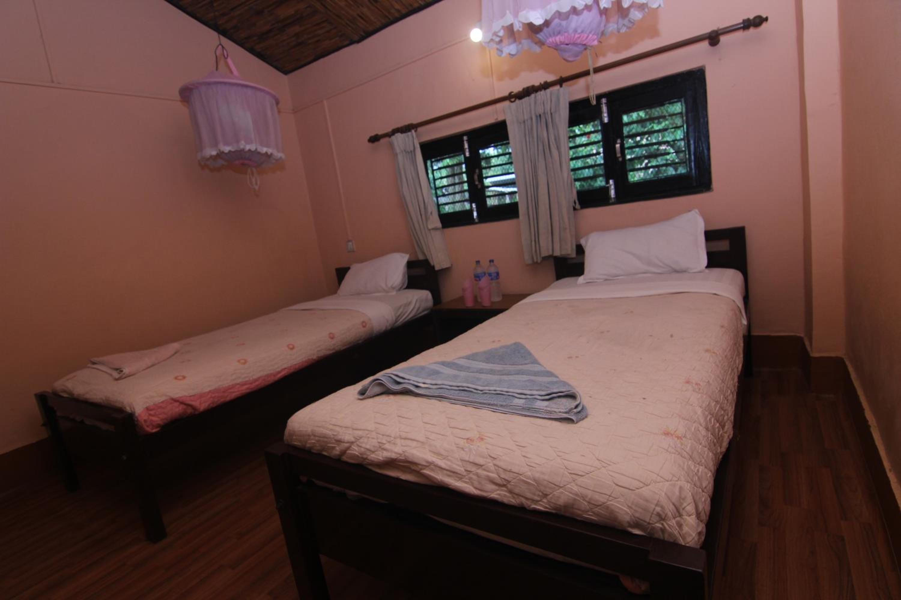Budget Twin Room photo 3