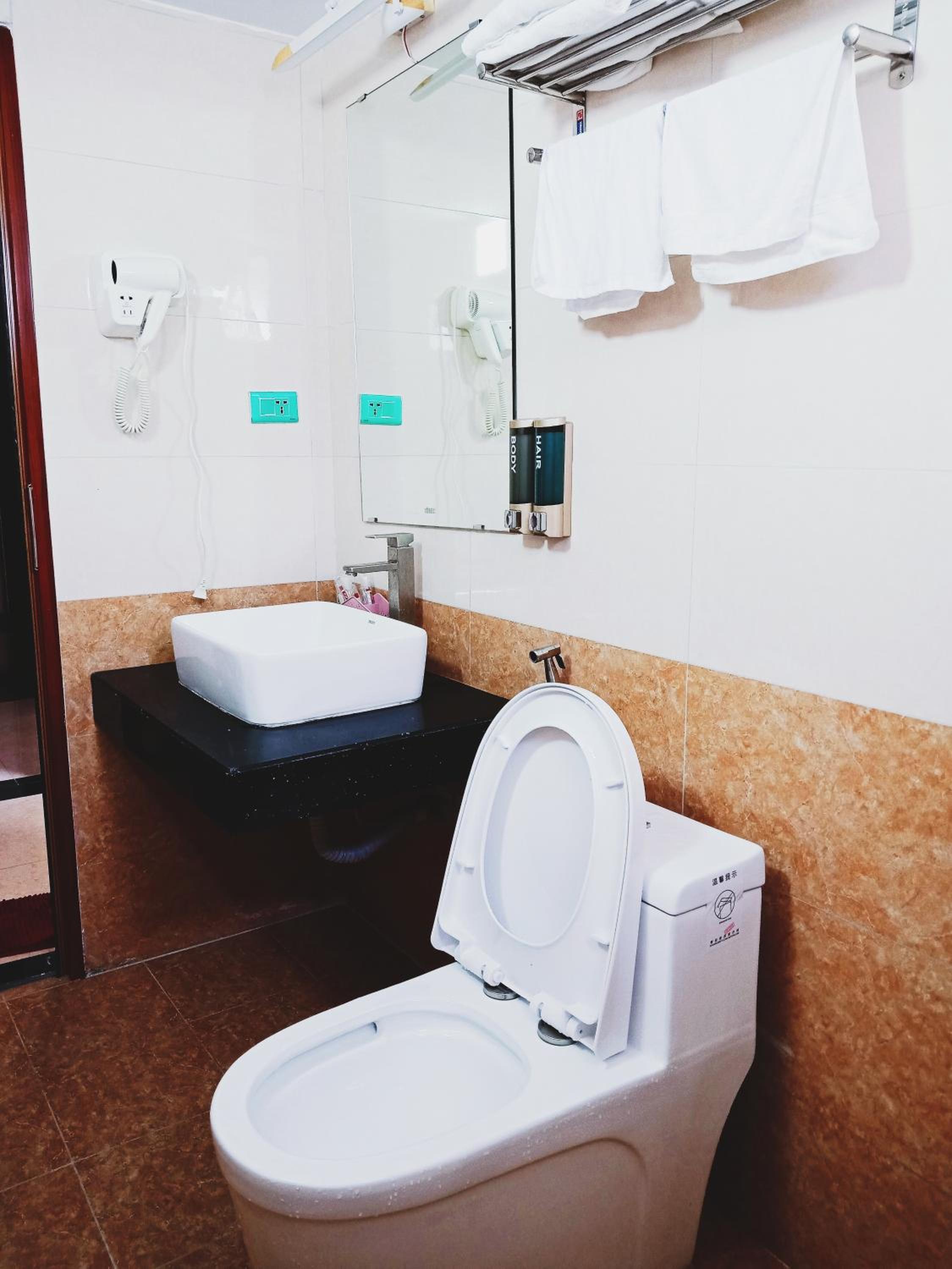 Double Room - Photo 4