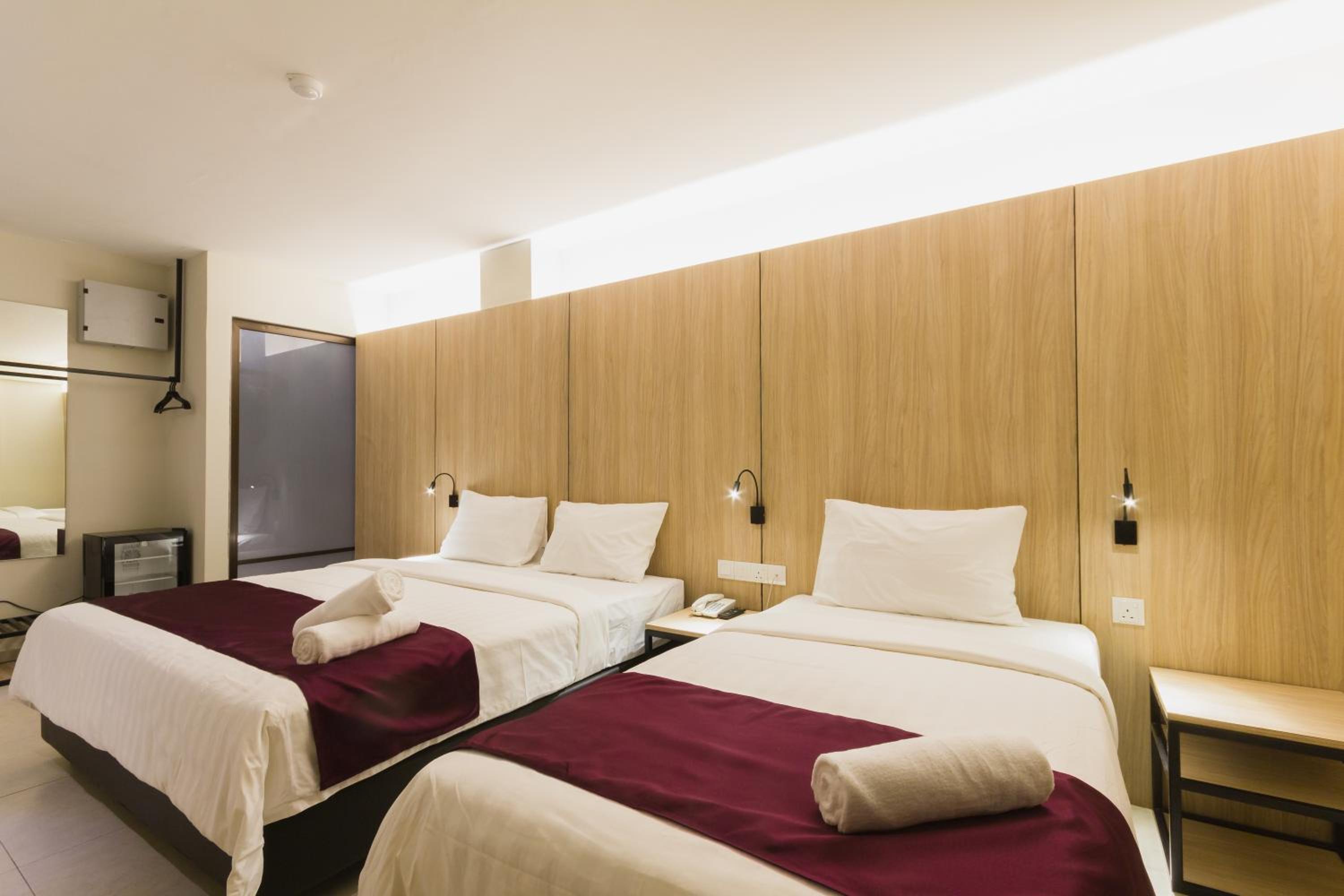 Deluxe Family Room