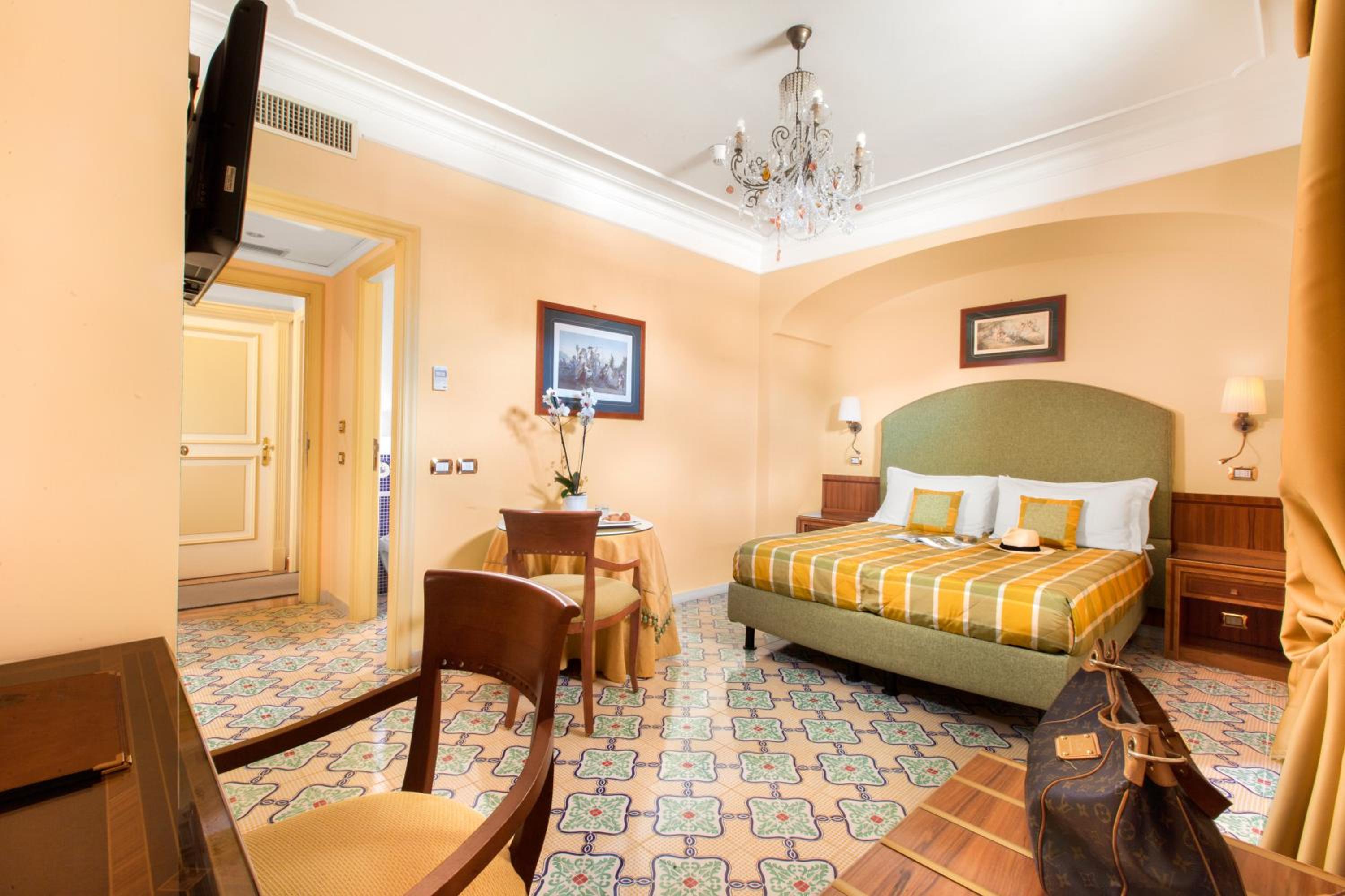 Economy Double or Twin Room - Photo 2