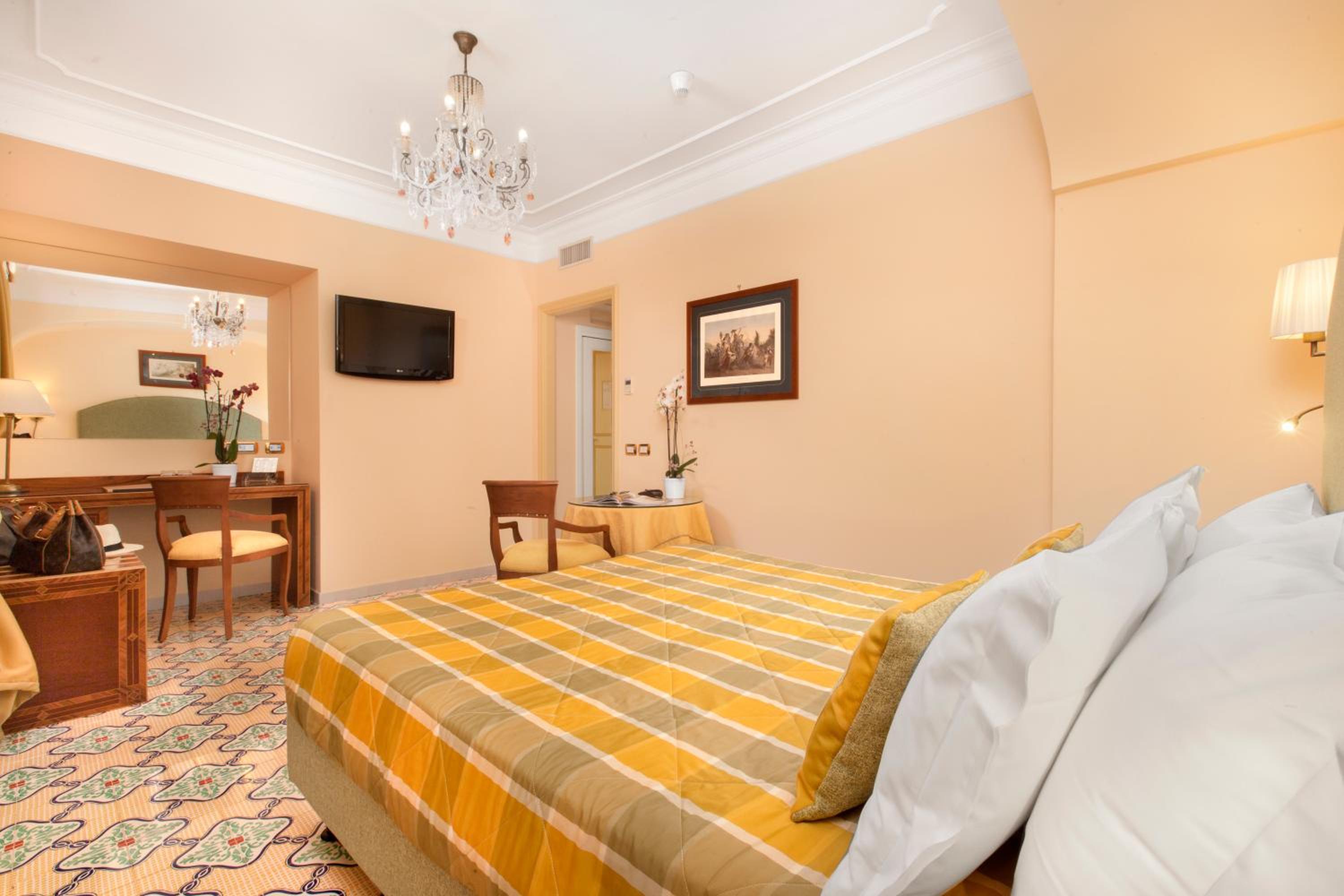 Economy Double or Twin Room - Photo 3
