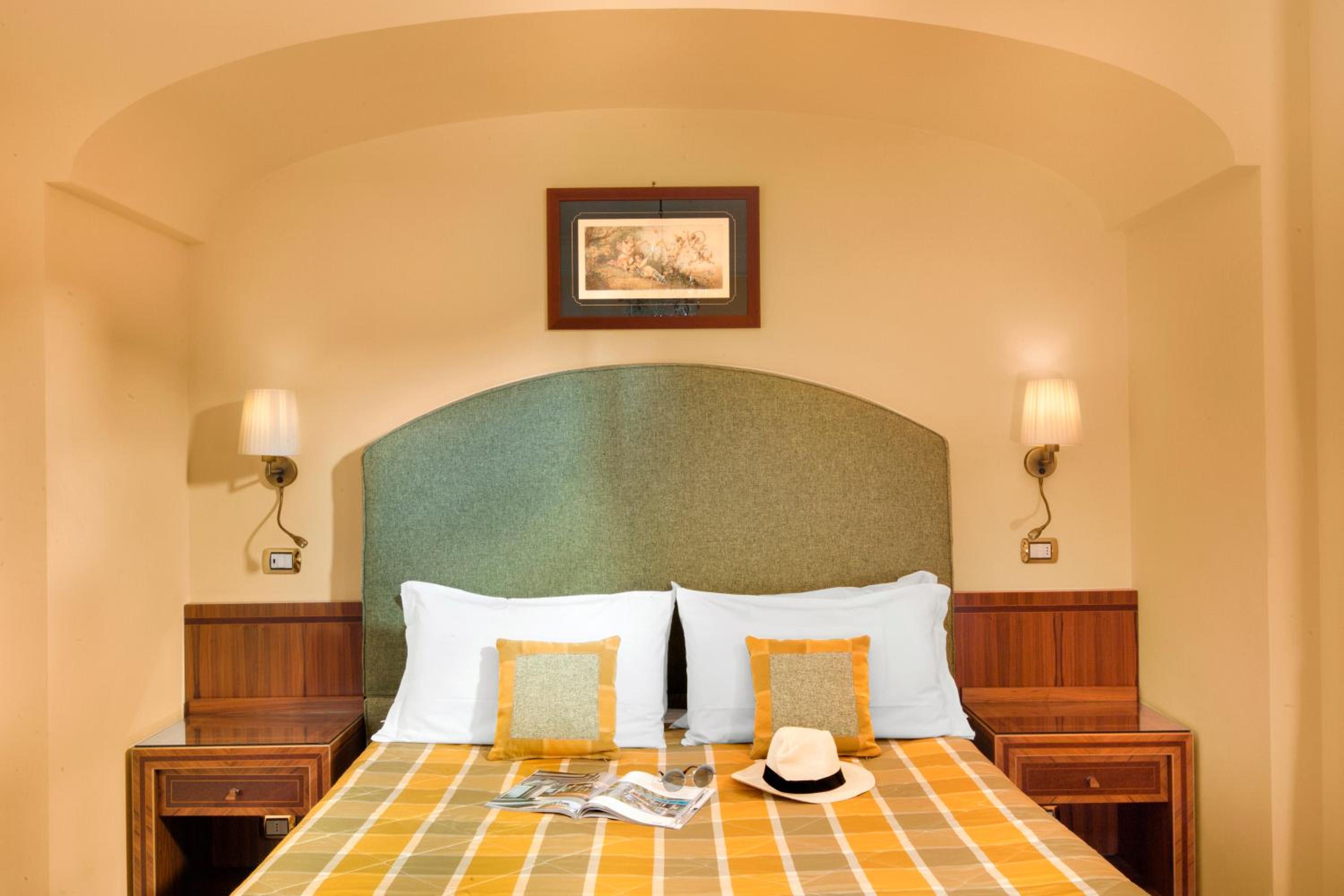 Economy Double or Twin Room - Photo 6