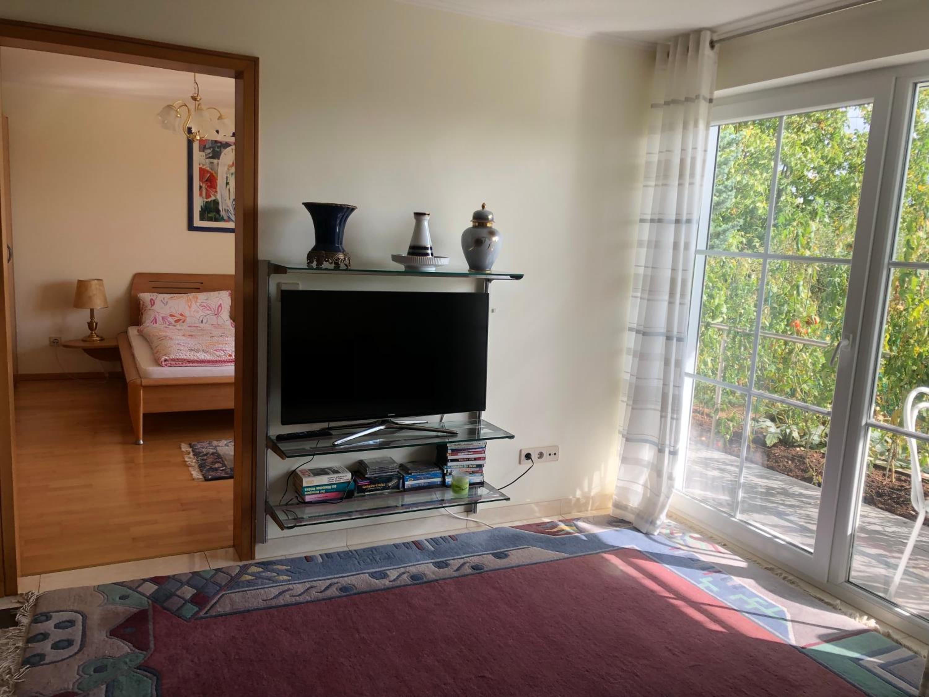Apartment with Garden View - Photo 3