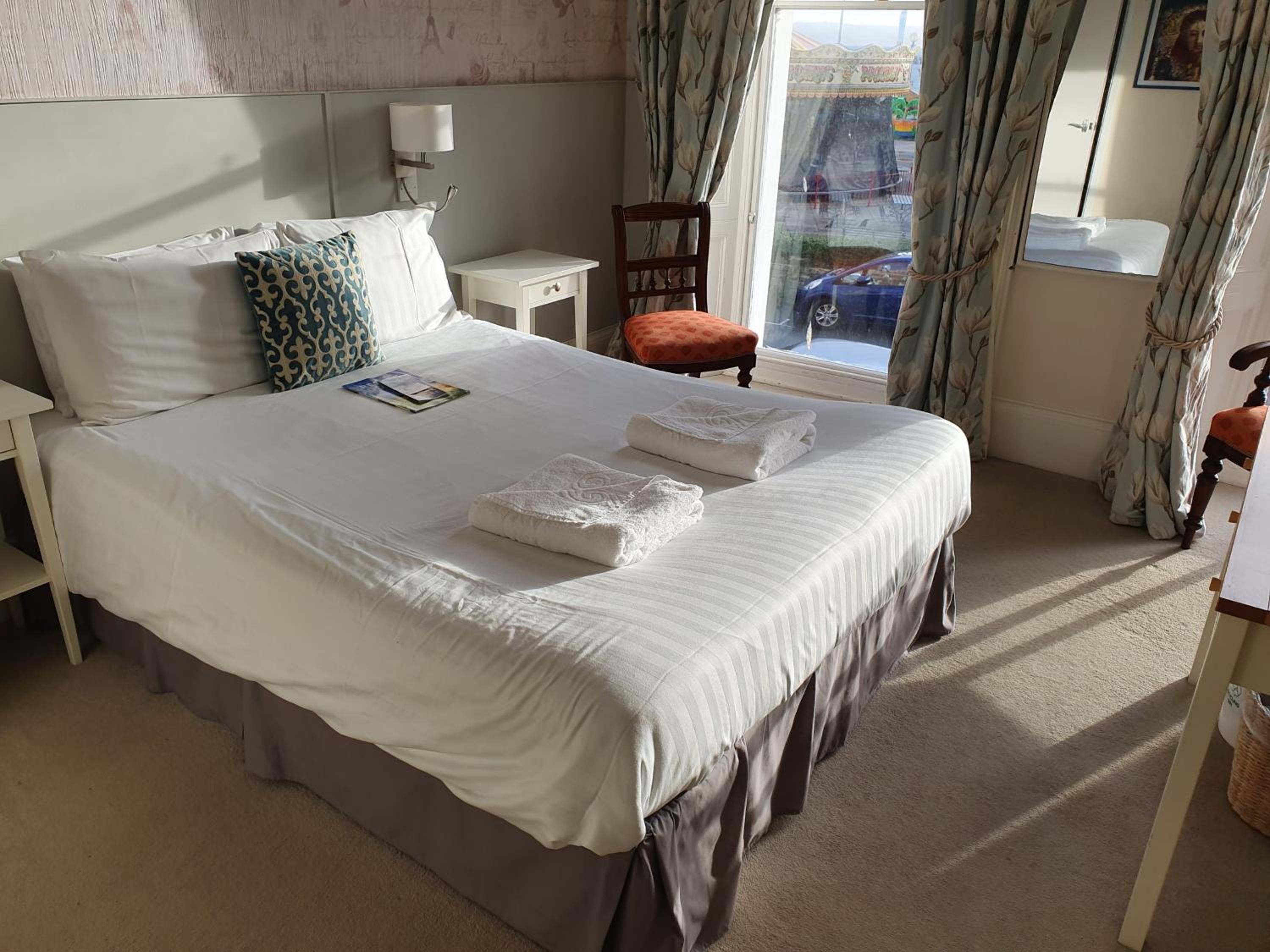 Deluxe Double Room with Sea View - Photo 5