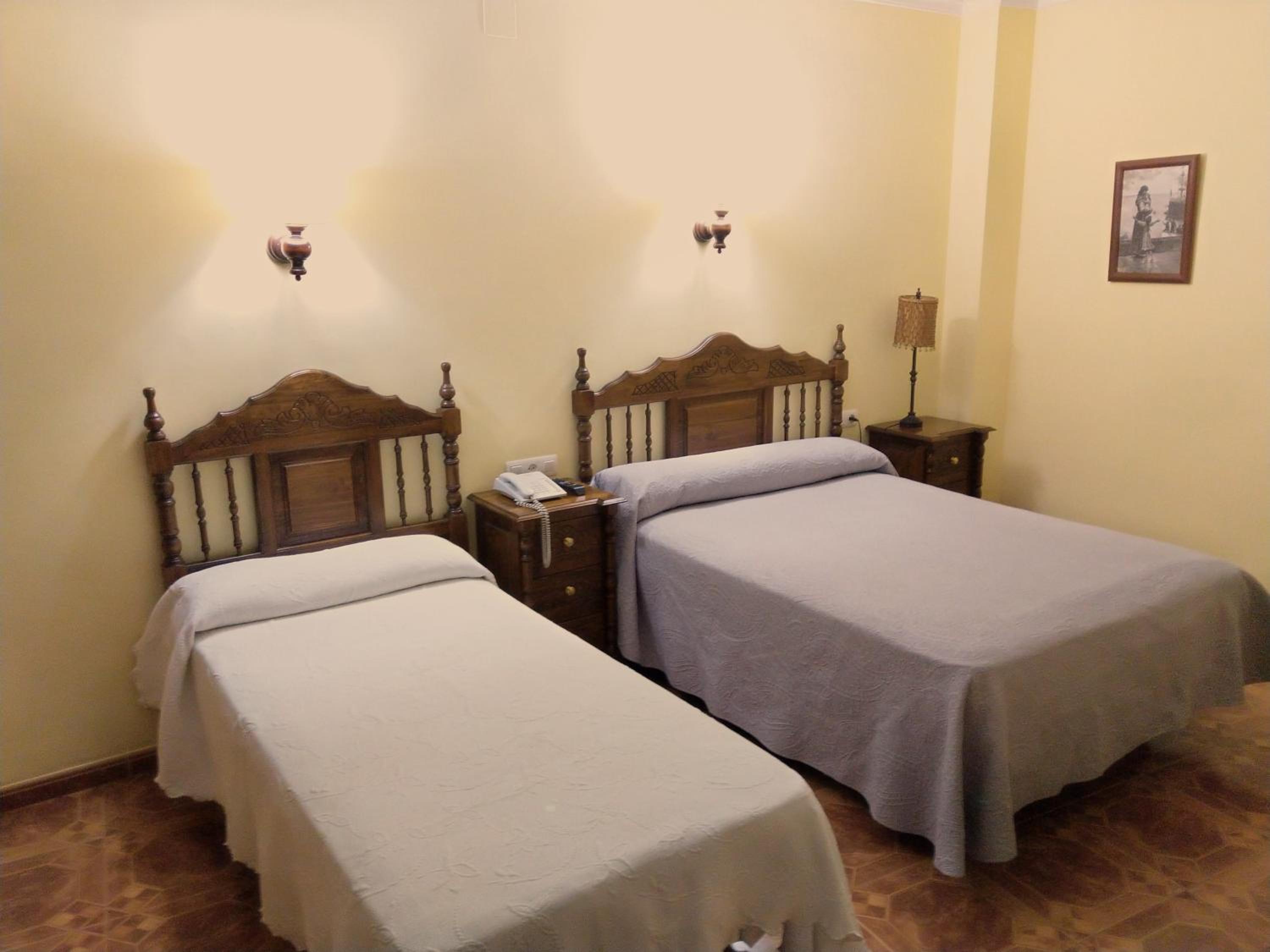 Triple Room - Photo 2