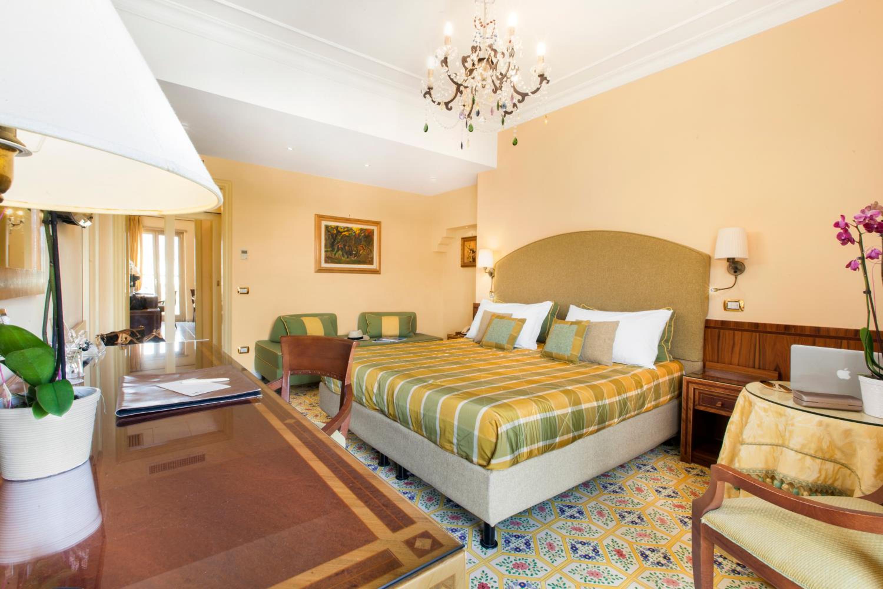 Deluxe Double or Twin Room with Balcony