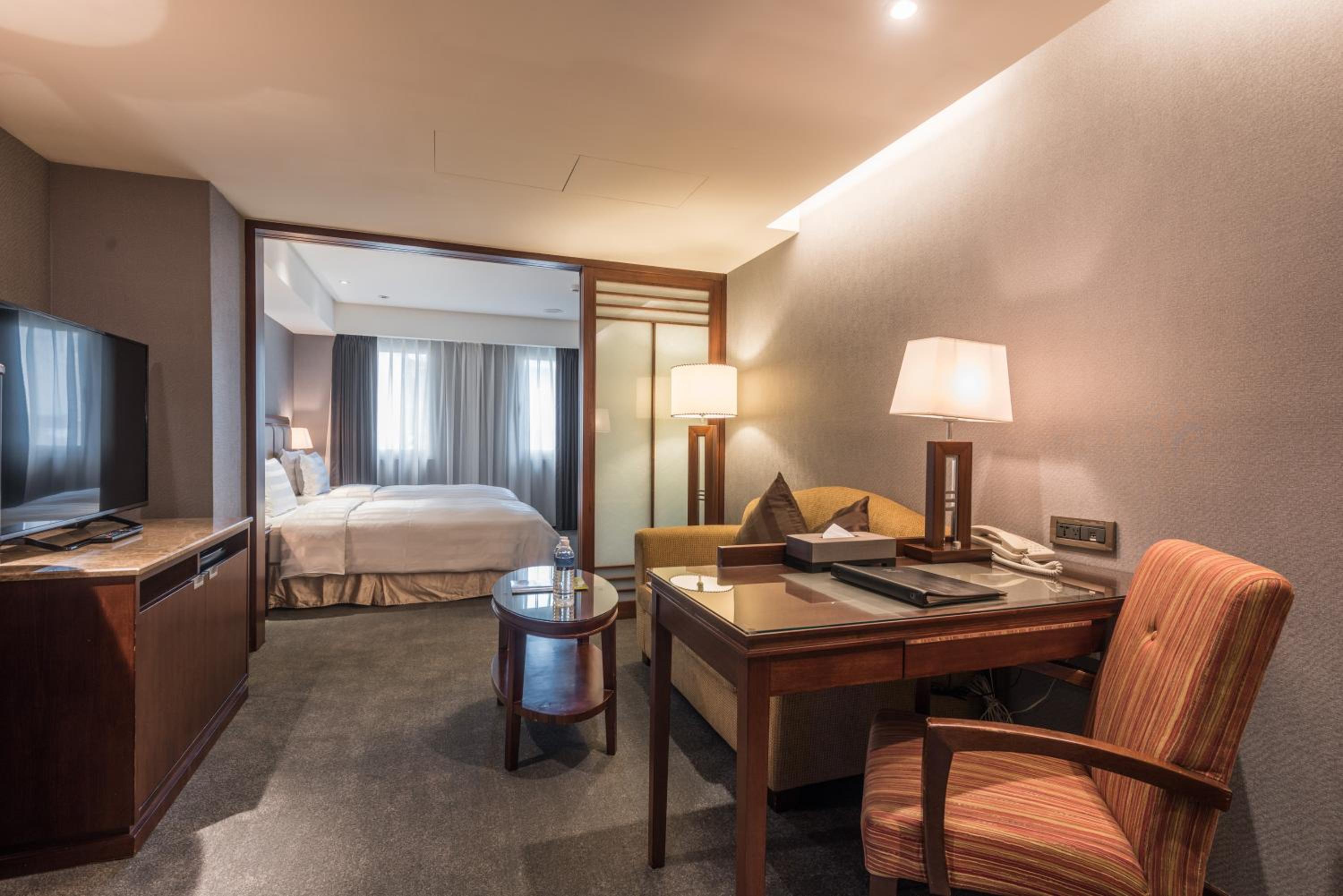 Superior Twin Suite photo 3